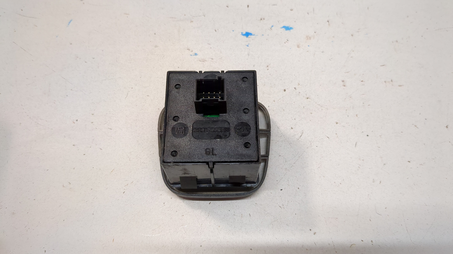 Кулиса МКПП / АКПП