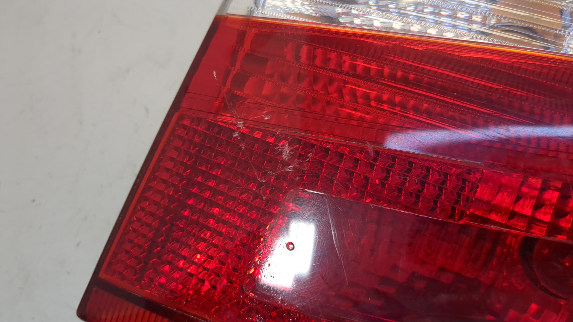 Фонарь задний правый