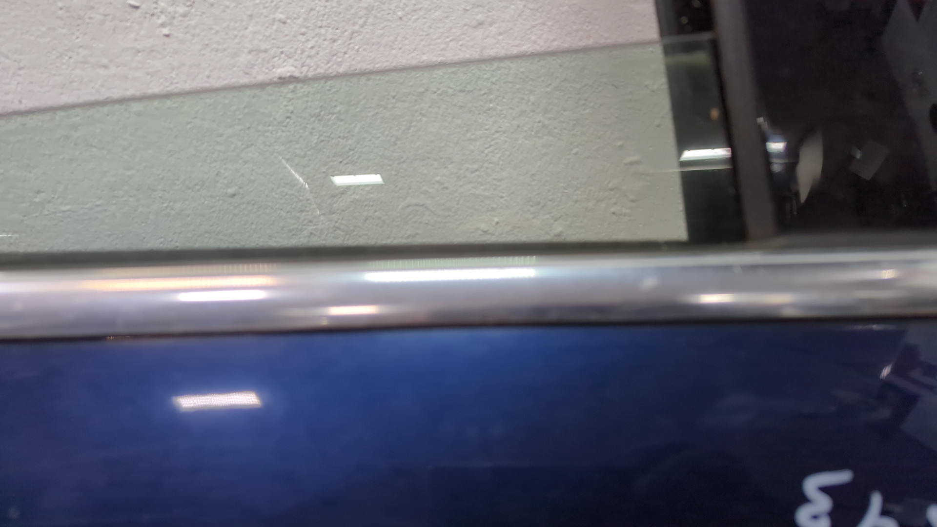 Дверь задняя правая