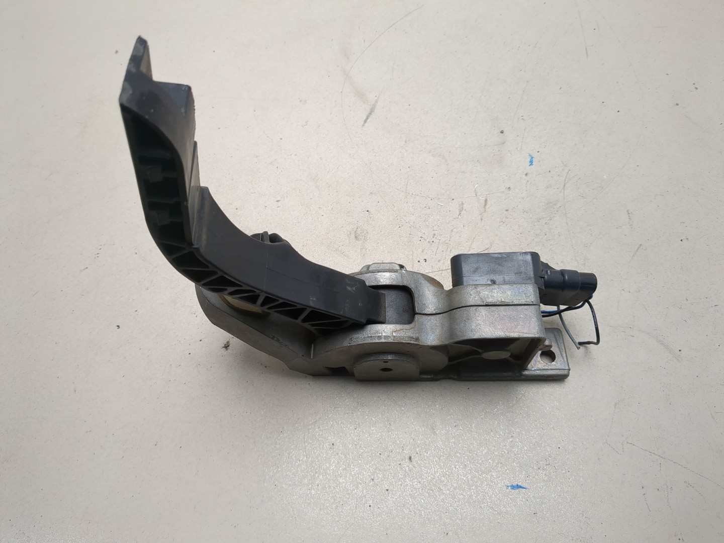 Педаль газа