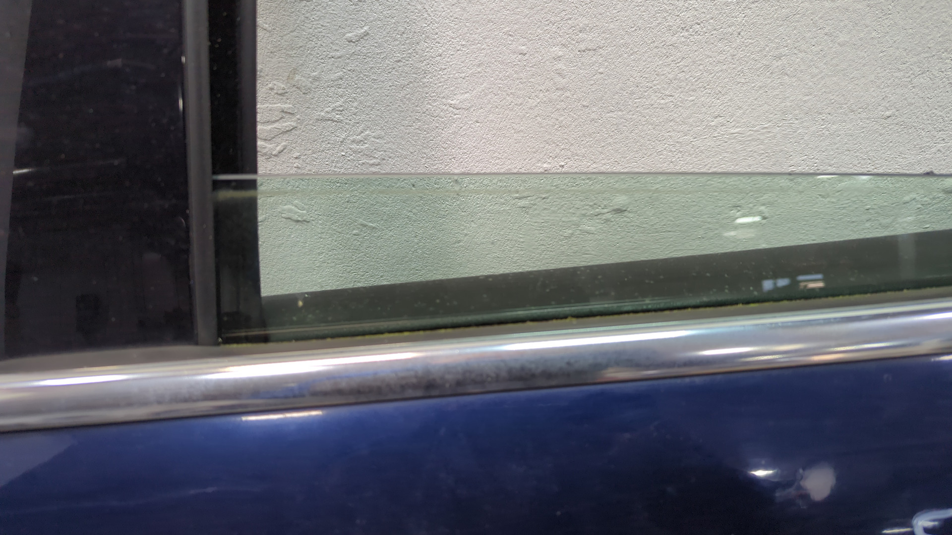 Дверь задняя левая