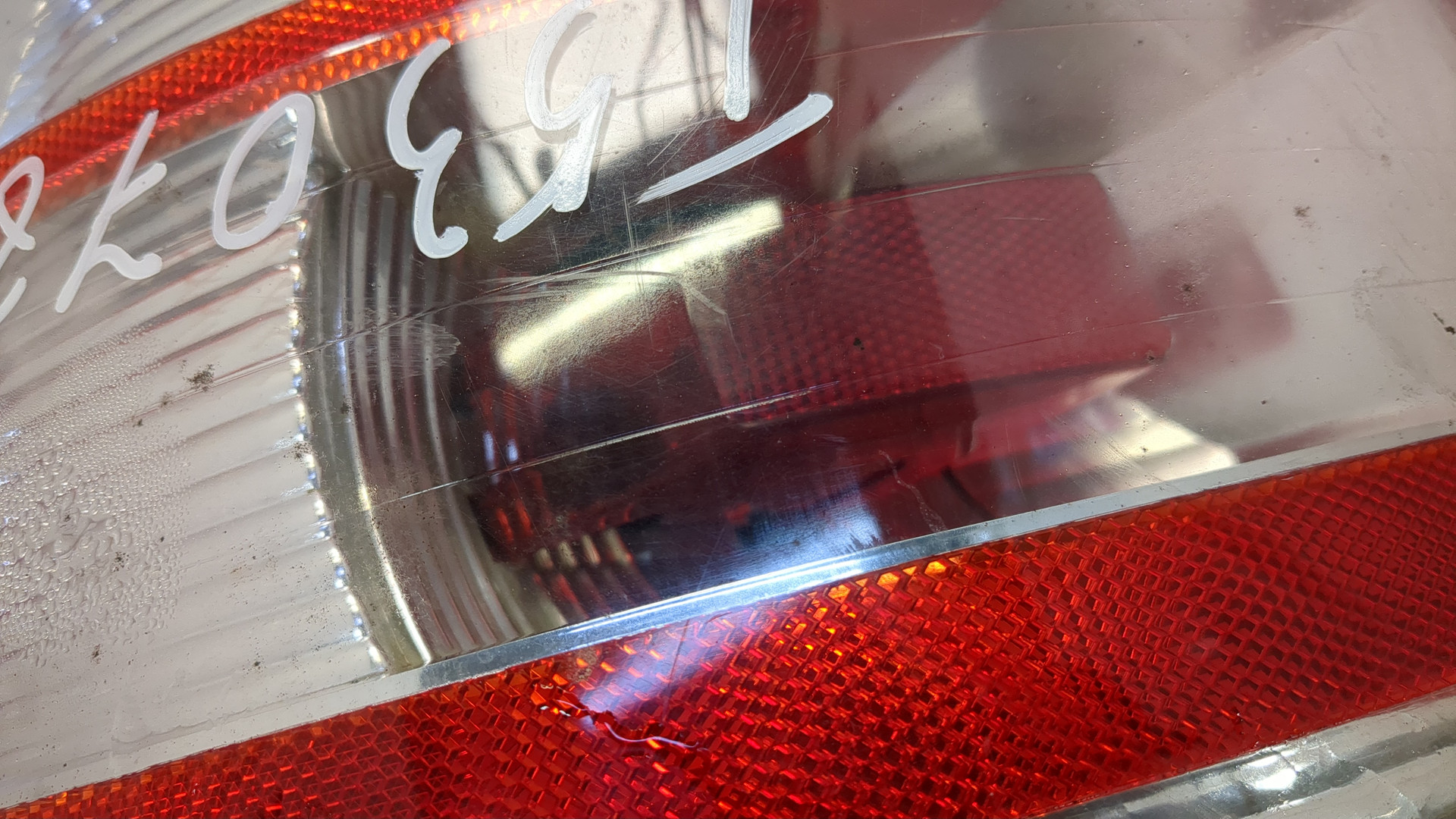 Фонарь задний левый