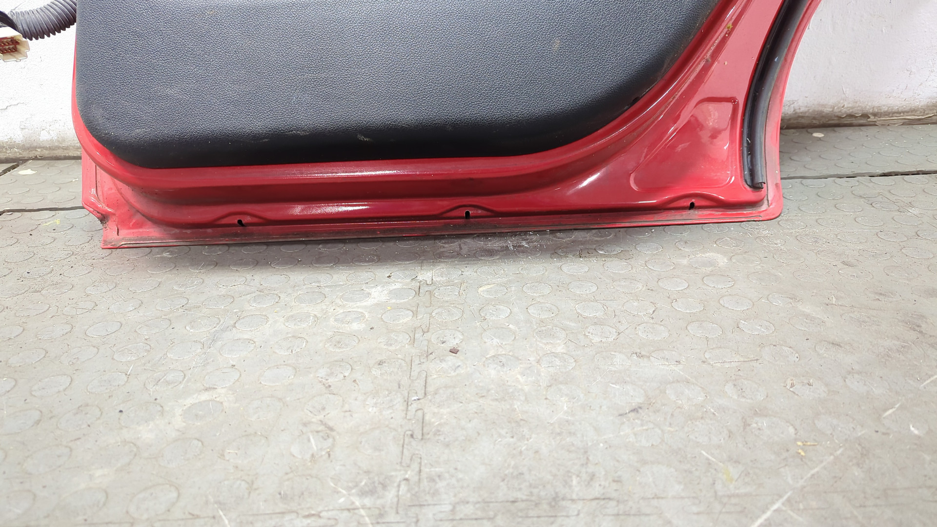 Дверь задняя правая