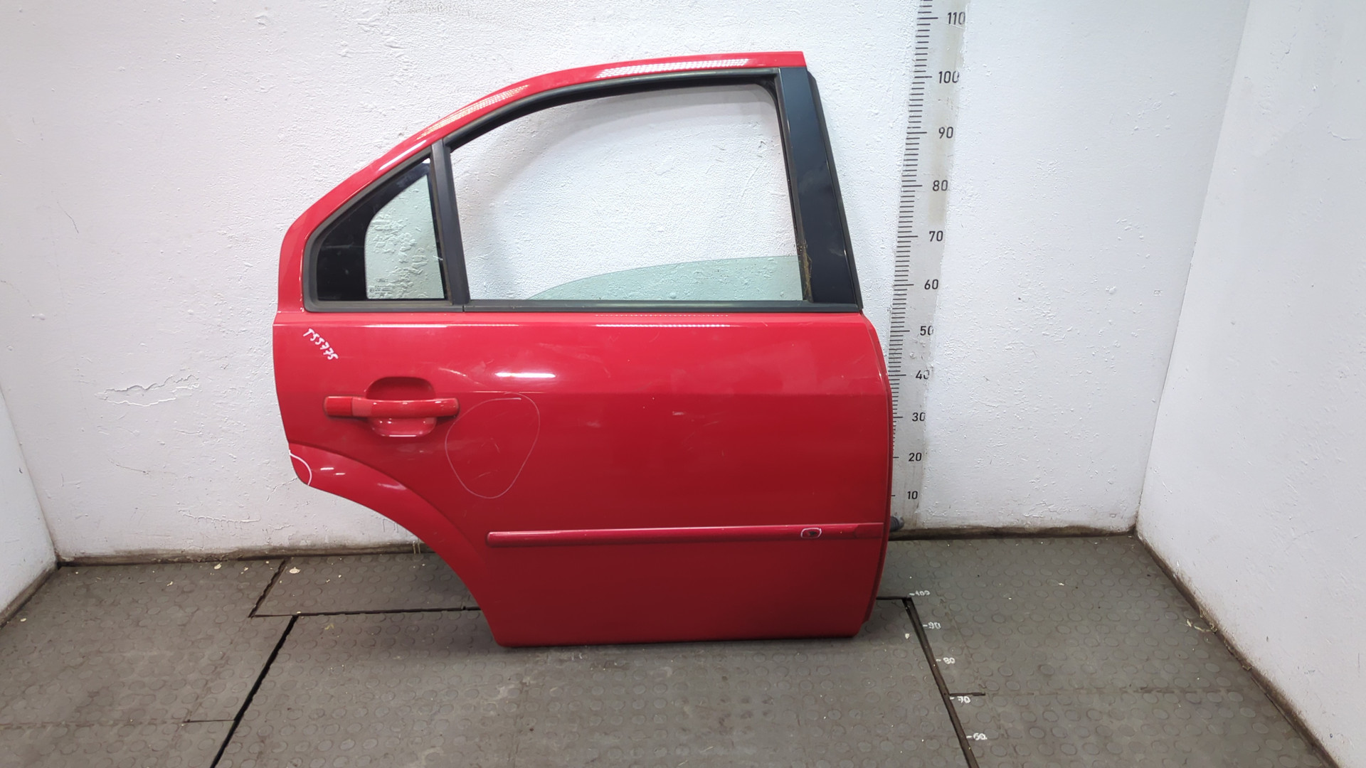 Дверь задняя правая
