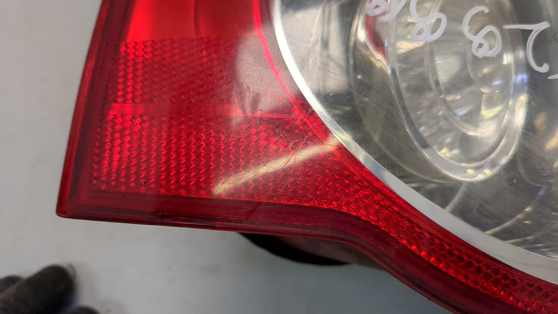 Фонарь задний левый