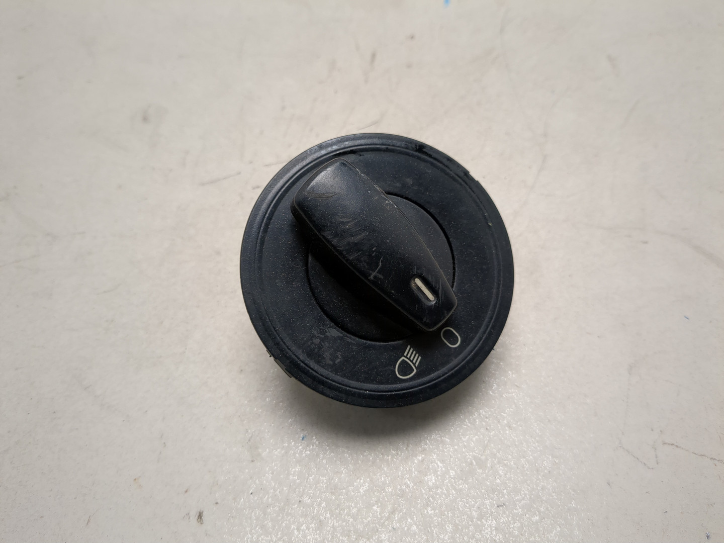 Переключатель света фар