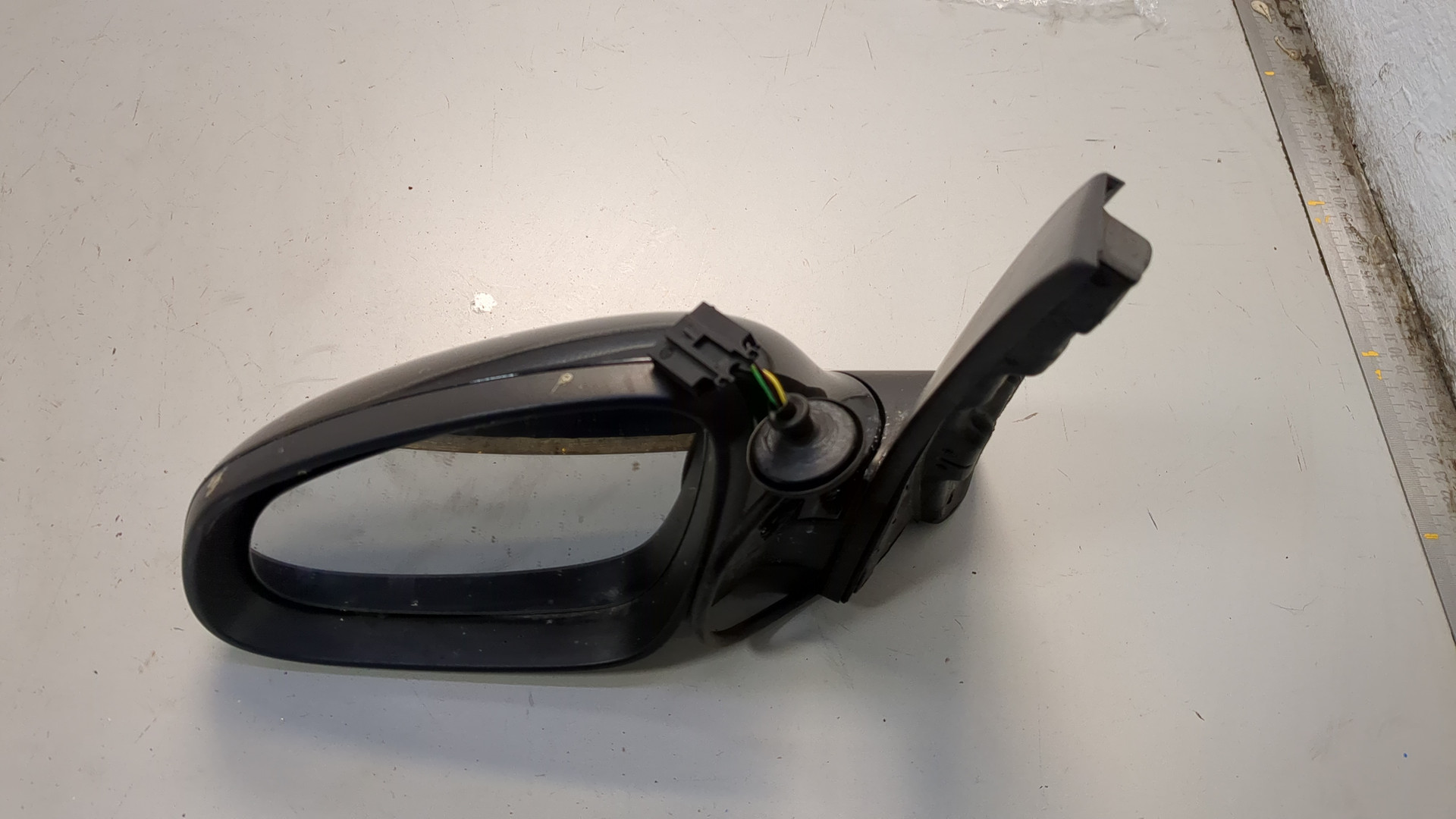 Зеркало левое электрическое