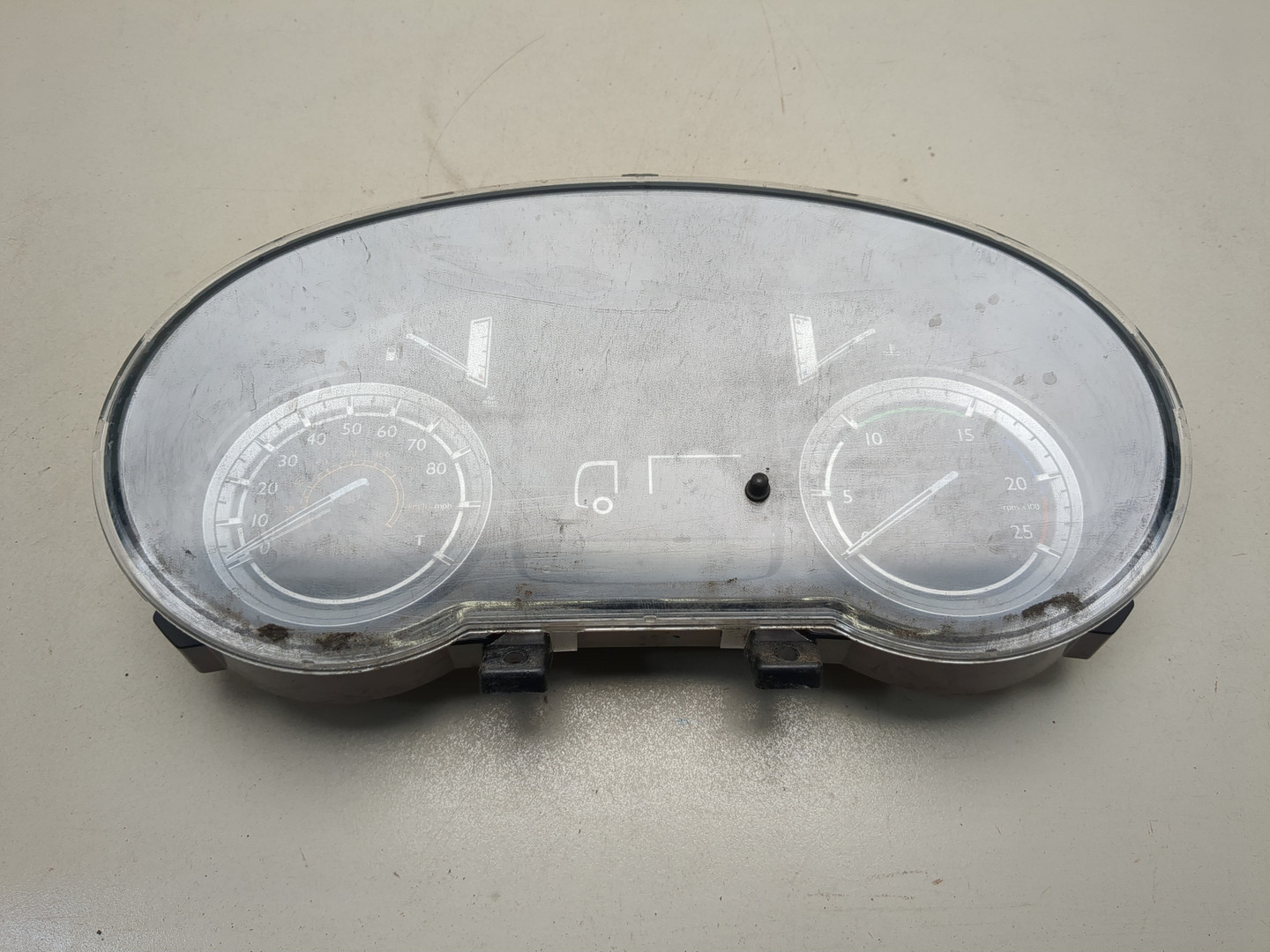 Панель приборов