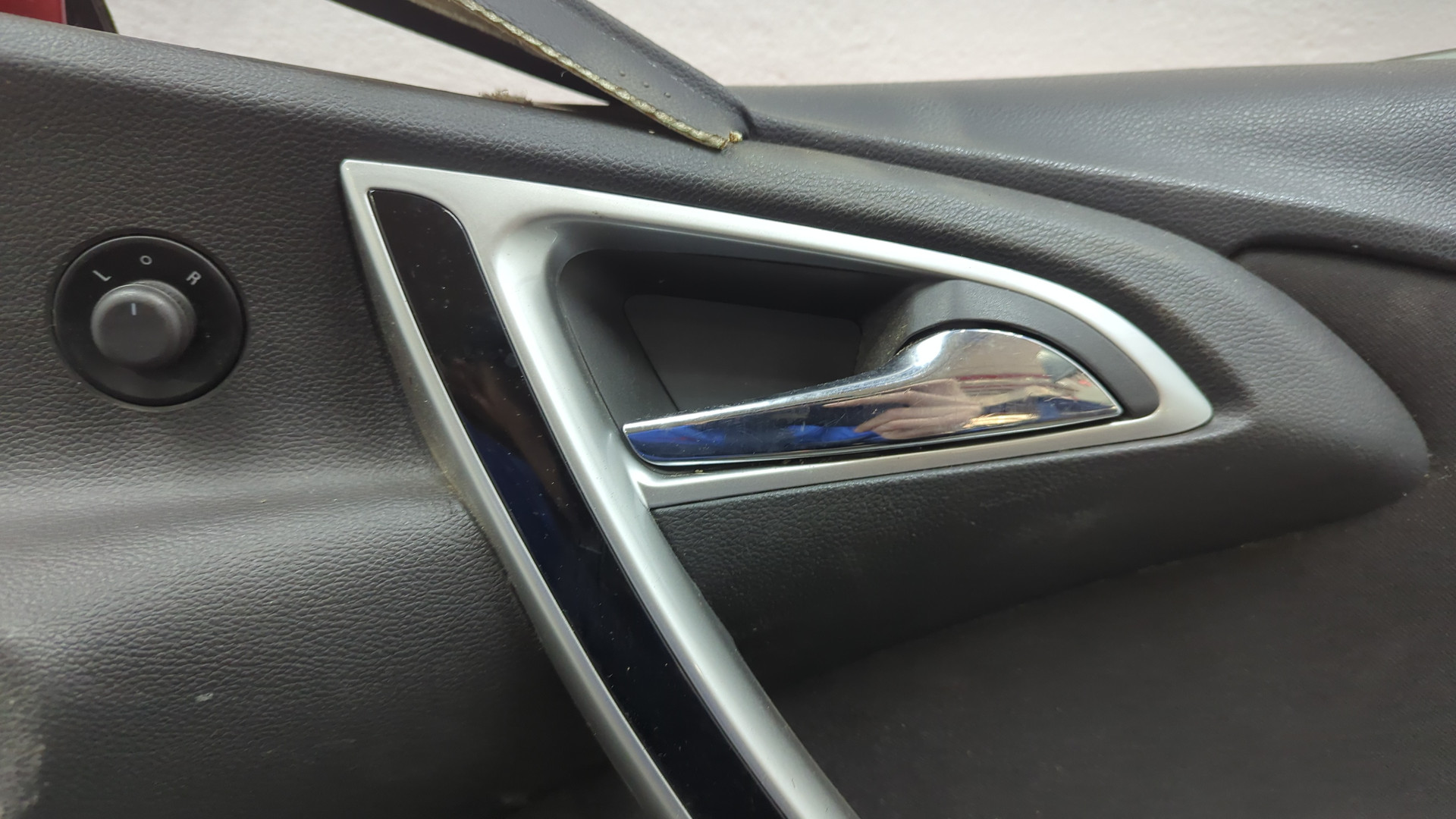 Дверь передняя правая