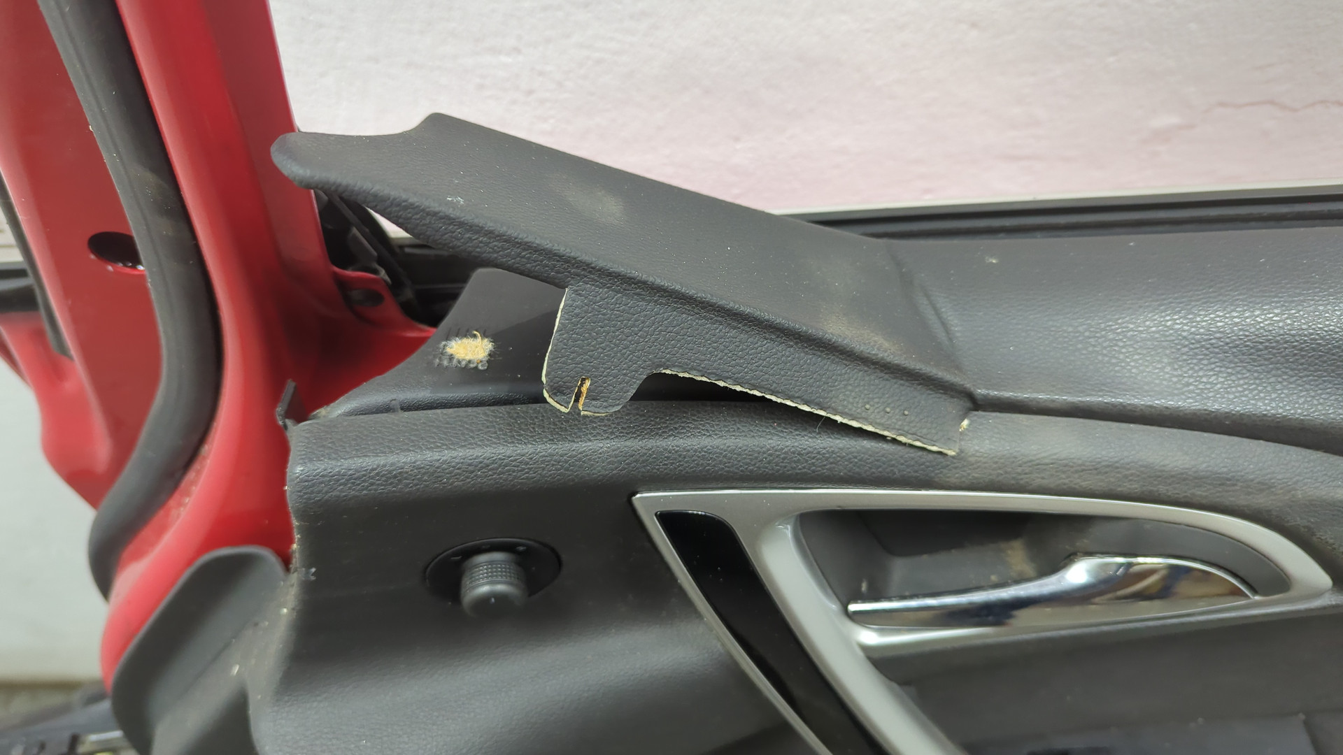 Дверь передняя правая