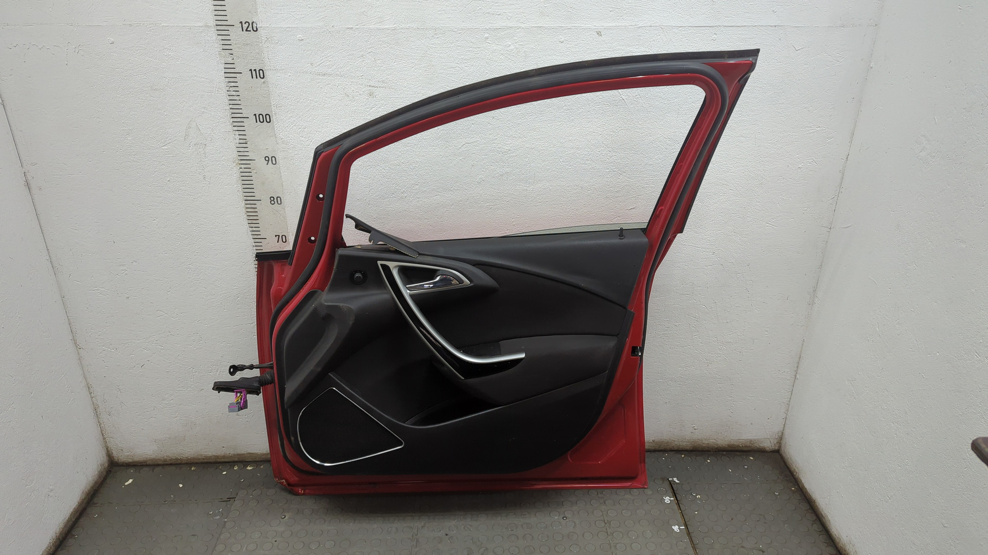 Дверь передняя правая