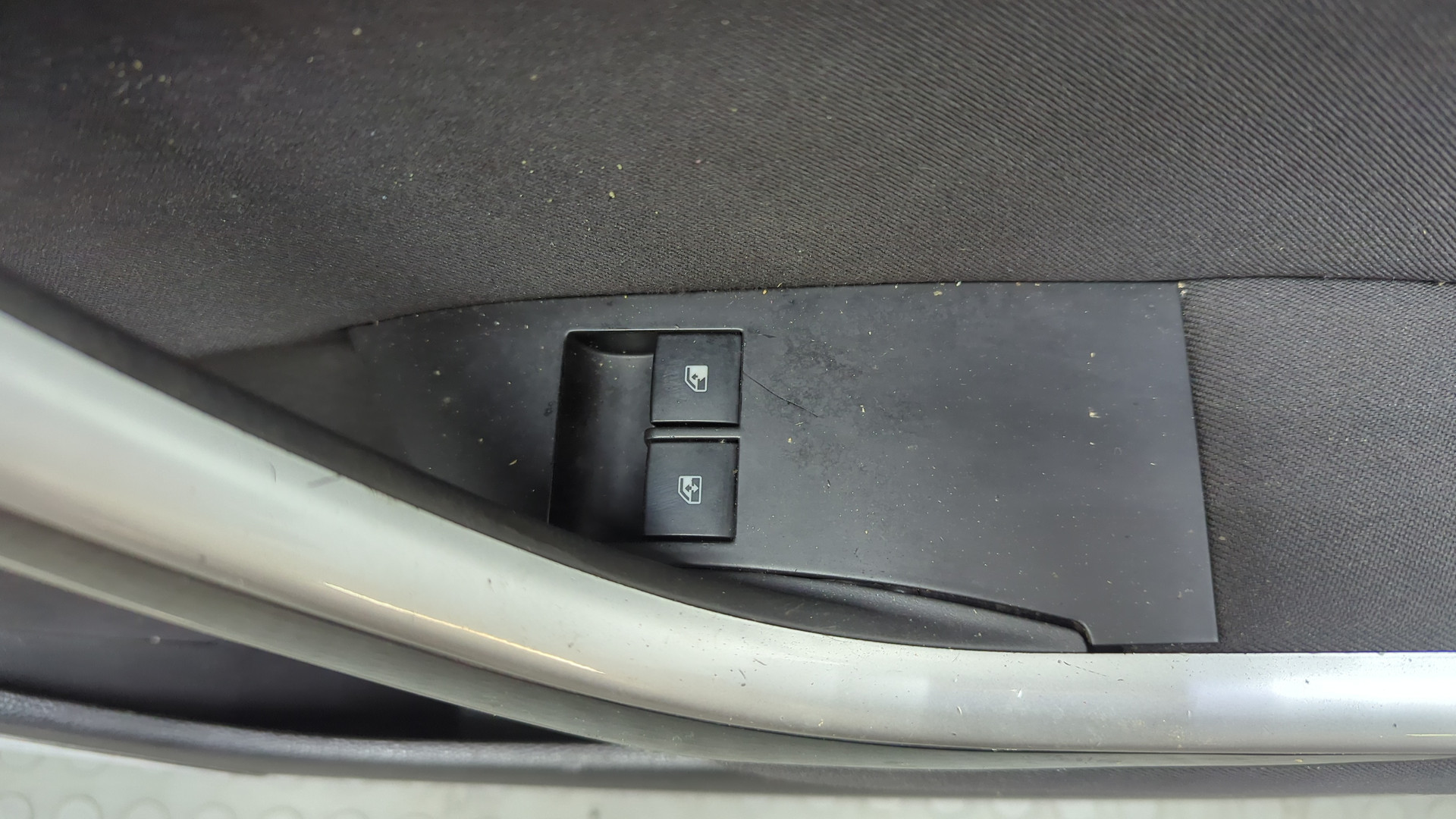 Дверь передняя правая