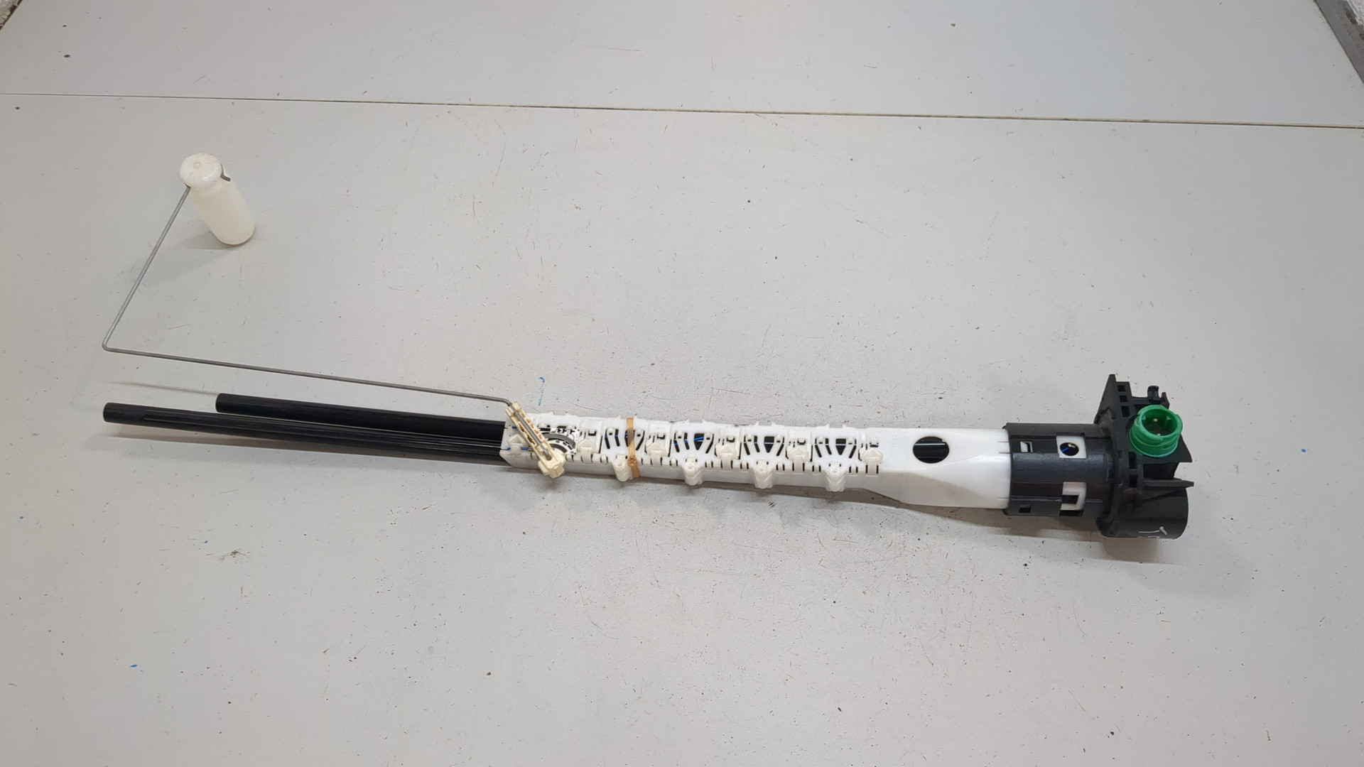 Датчик уровня топлива