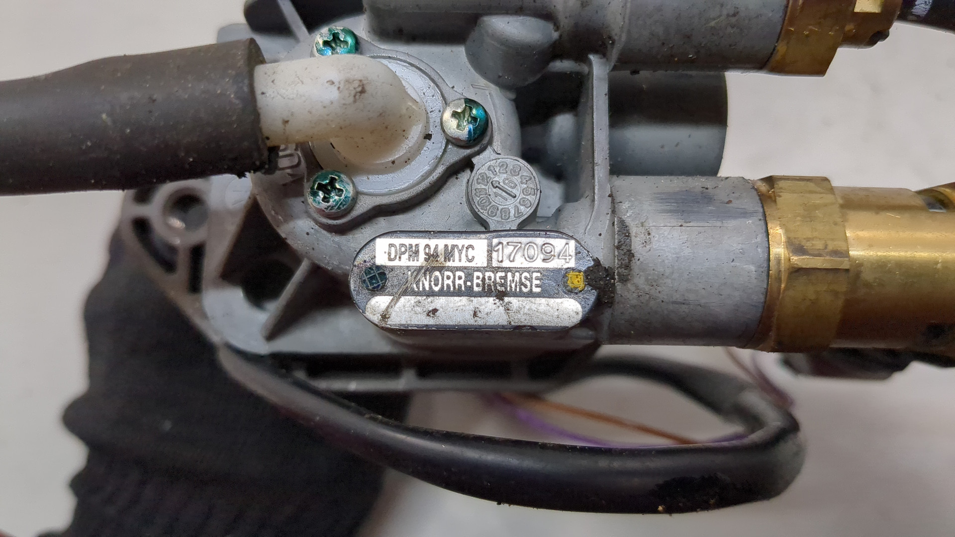 Рычаг стояночного тормоза