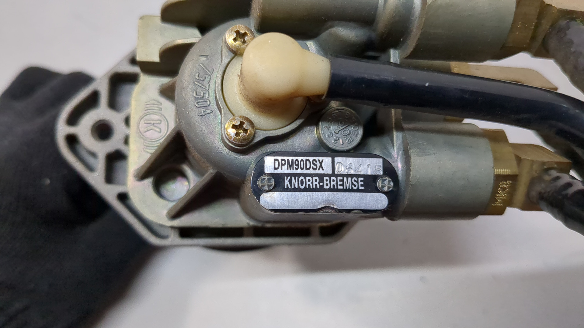 Рычаг стояночного тормоза