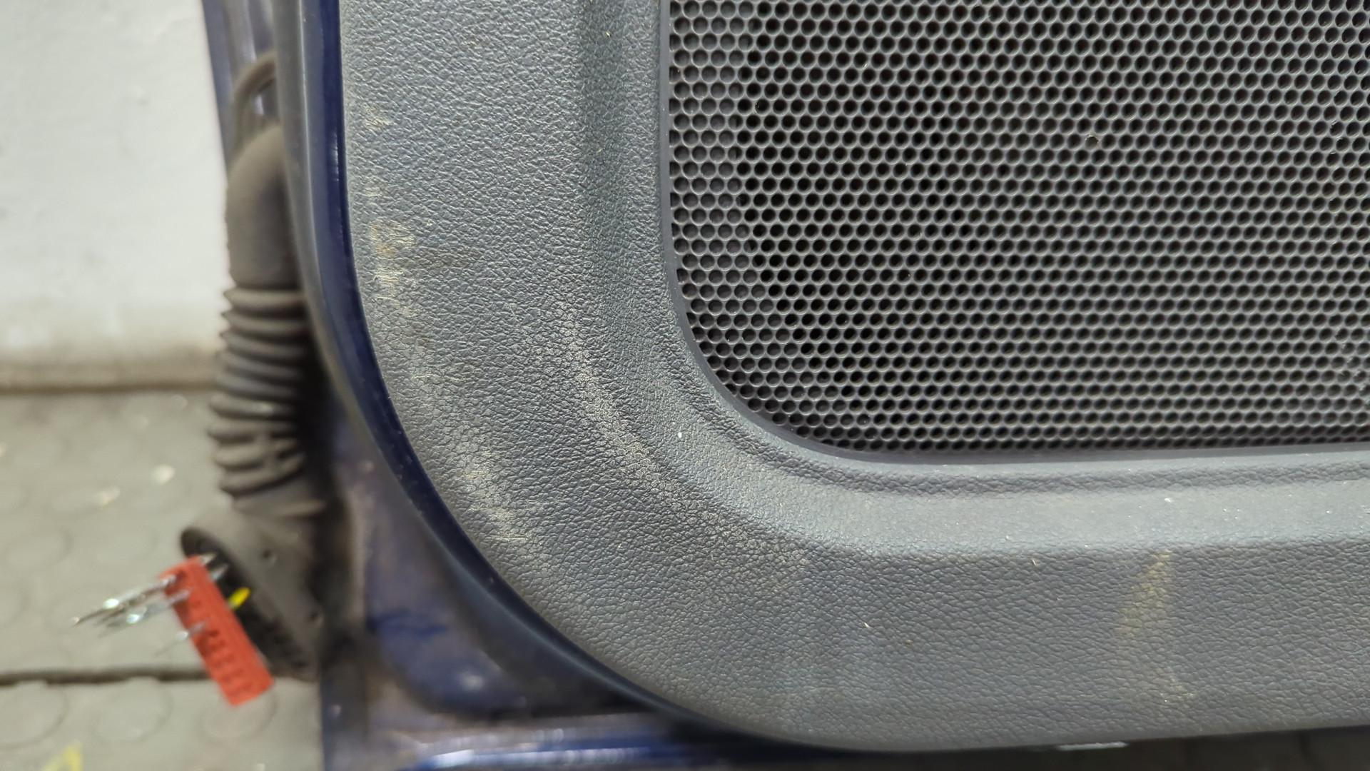 Дверь задняя правая