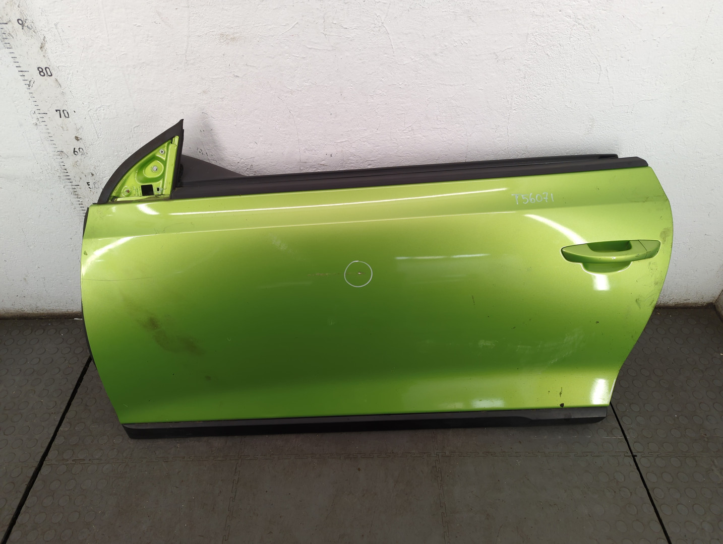 Дверь передняя левая