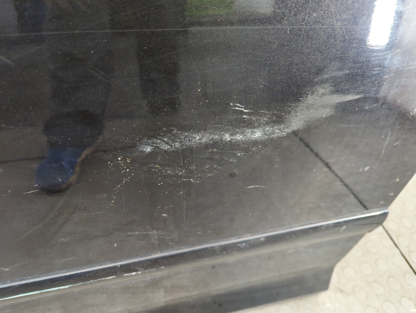 Дверь передняя левая