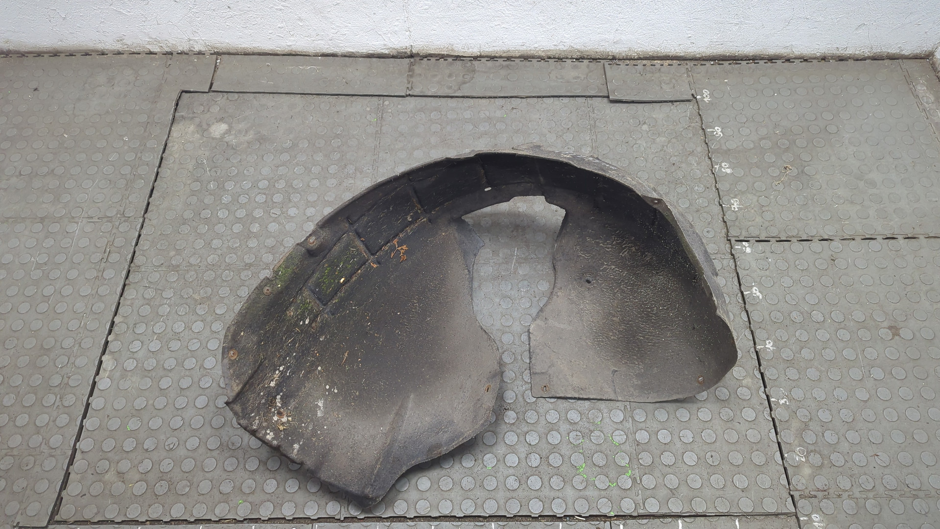 Локер передний правый