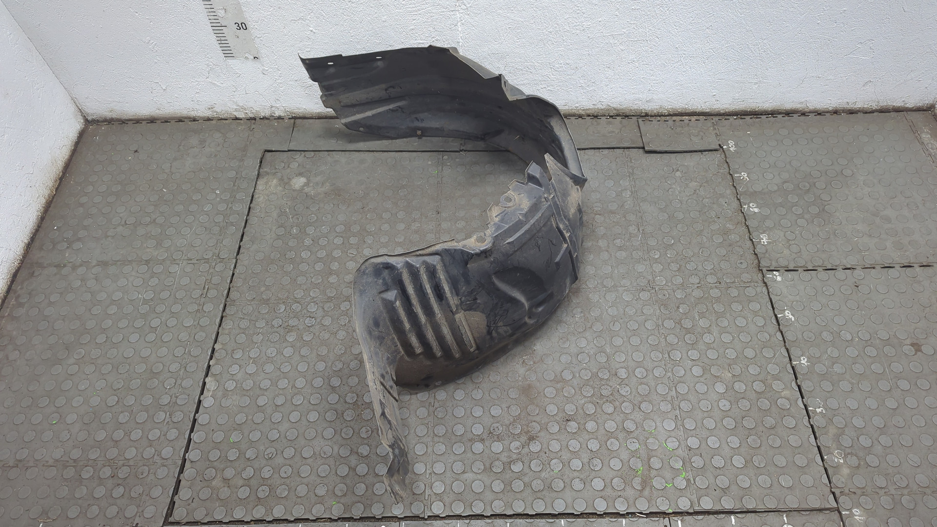 Локер передний левый