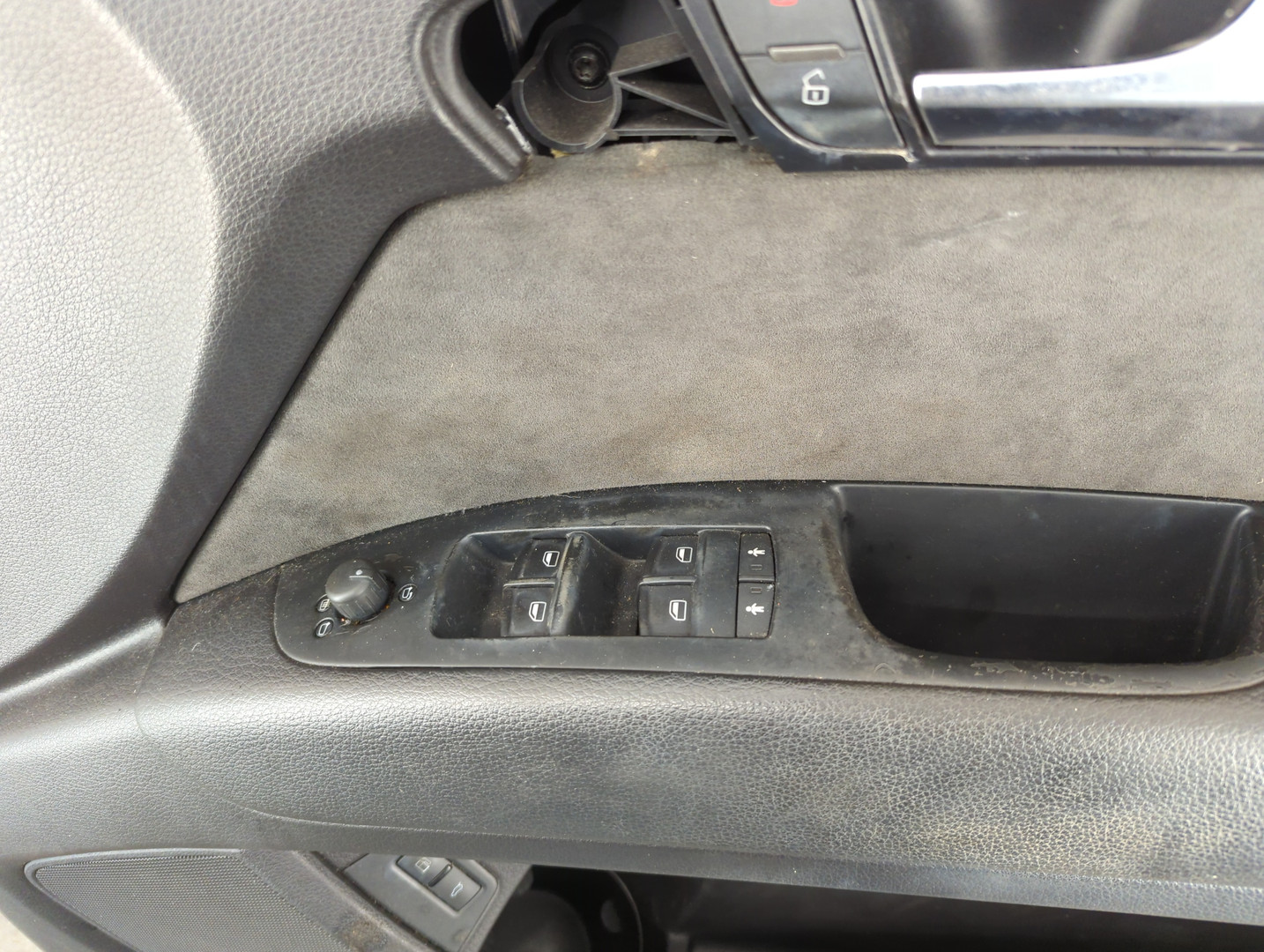 Дверь передняя правая