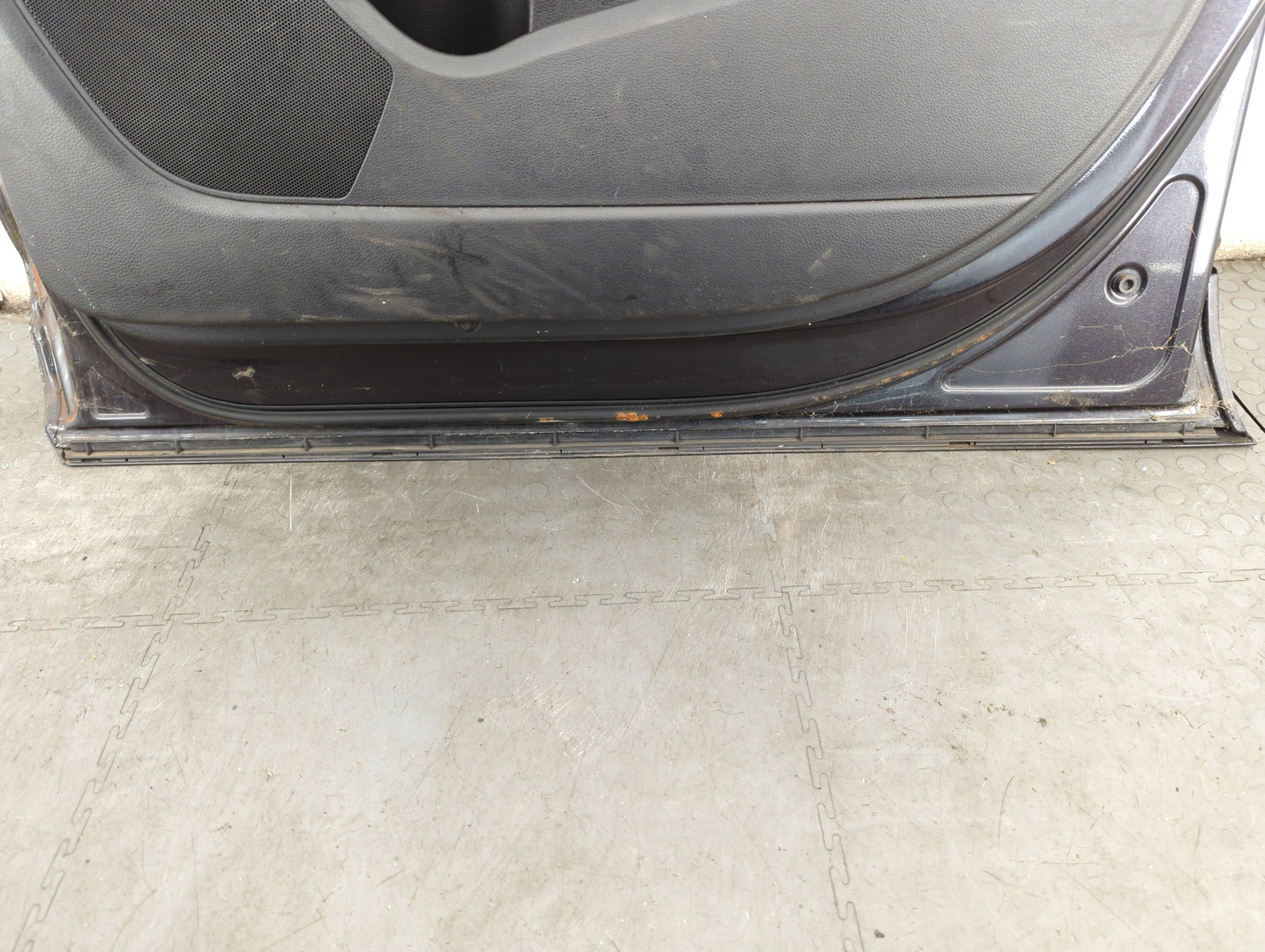 Дверь передняя правая