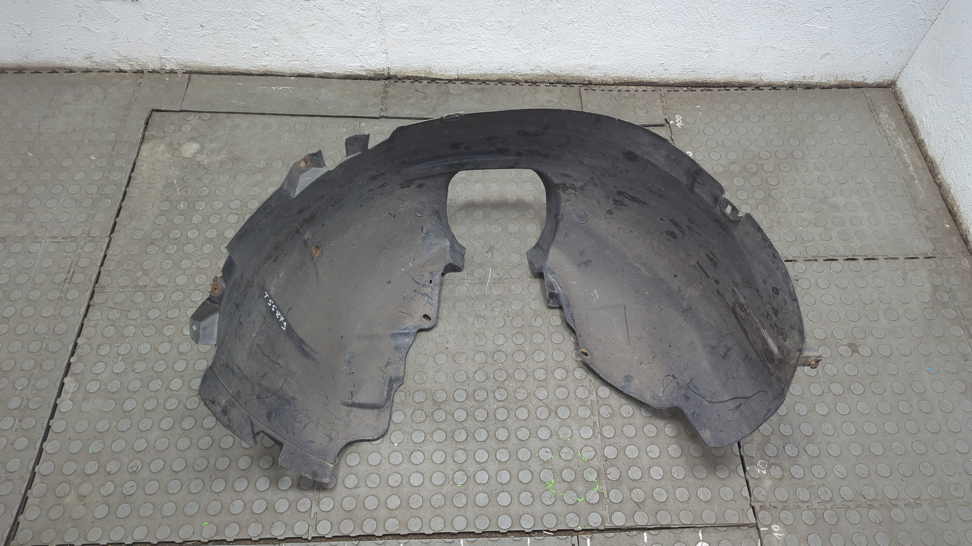 Локер передний левый