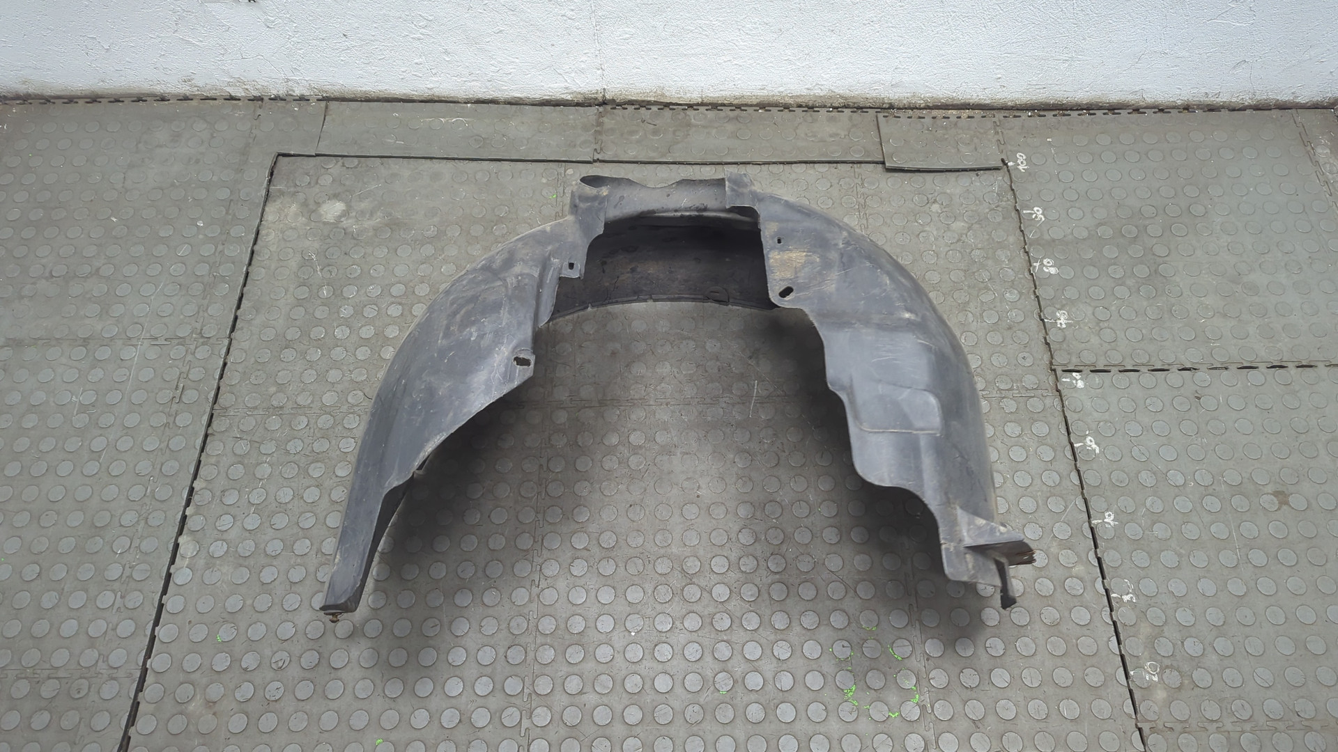 Локер передний левый