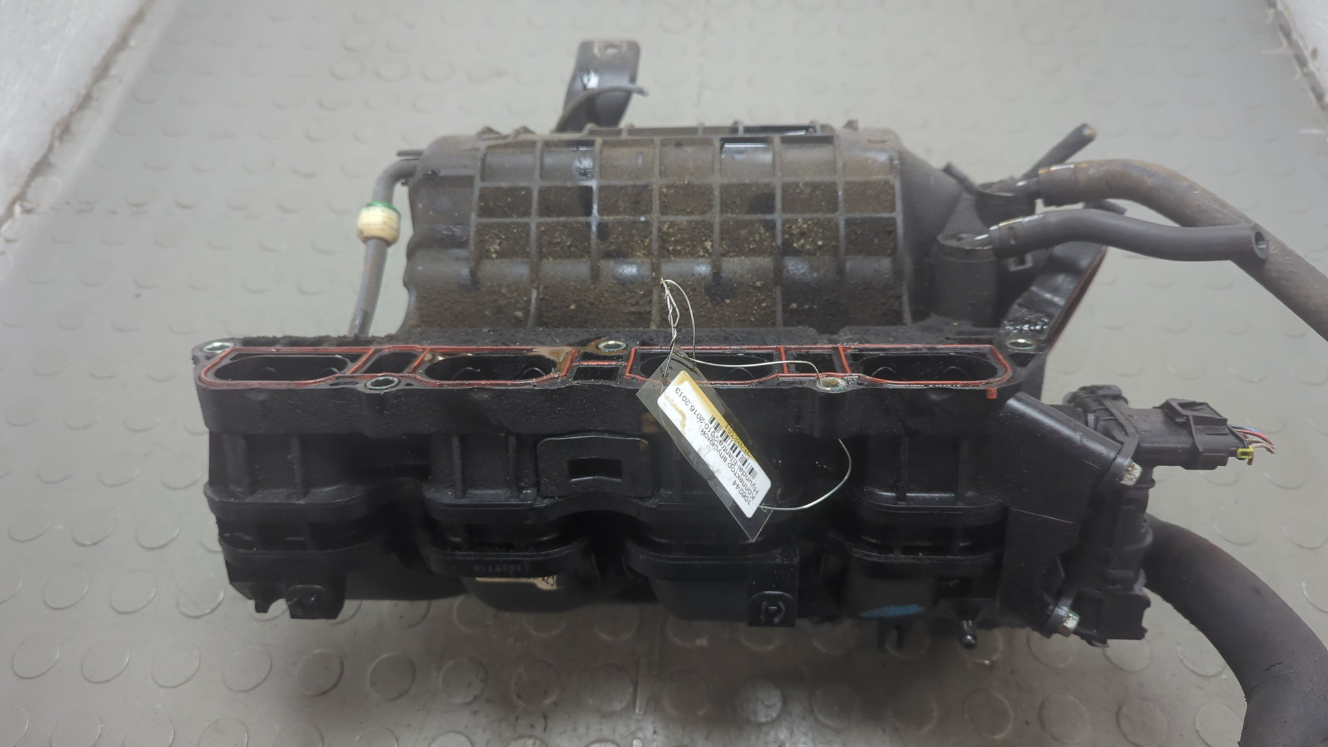 Коллектор впускной