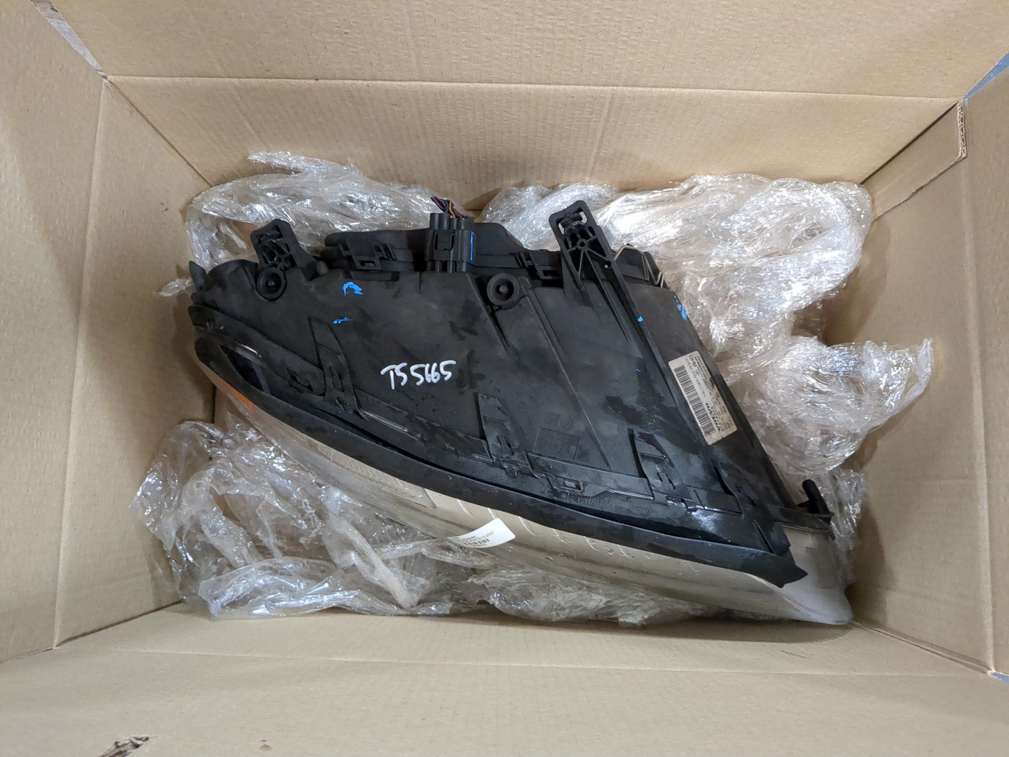 Фара правая