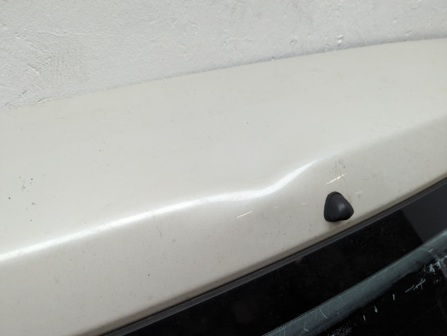 Дверь багажника