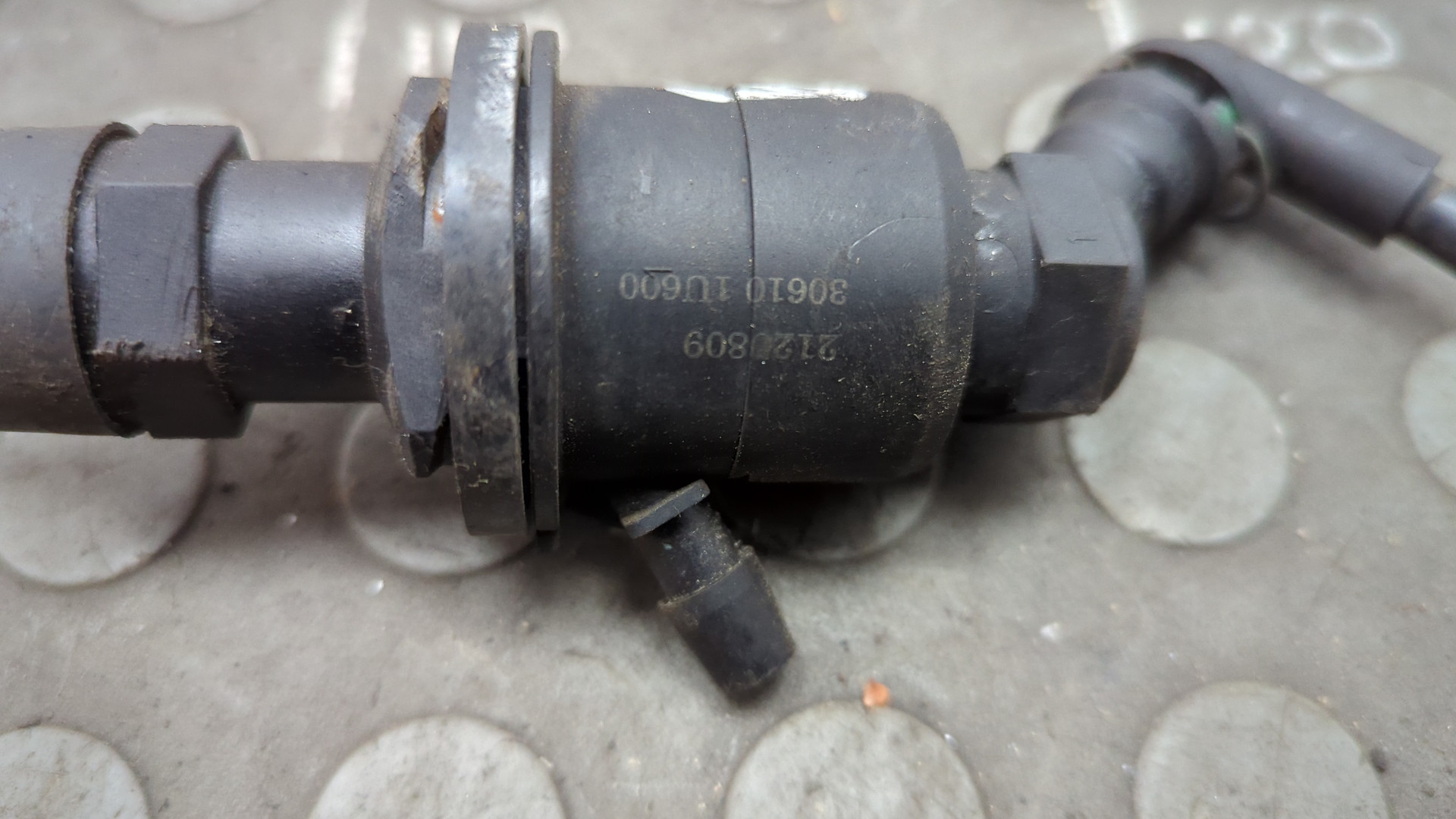 Цилиндр сцепления главный