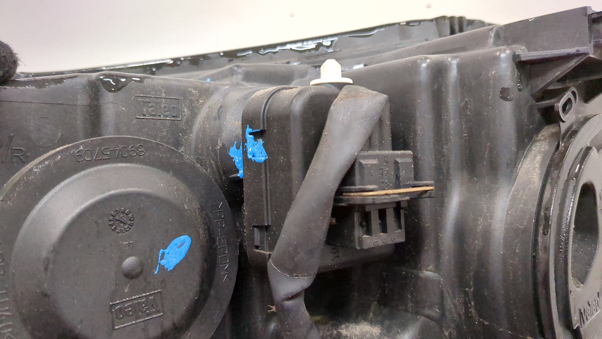 Фара правая