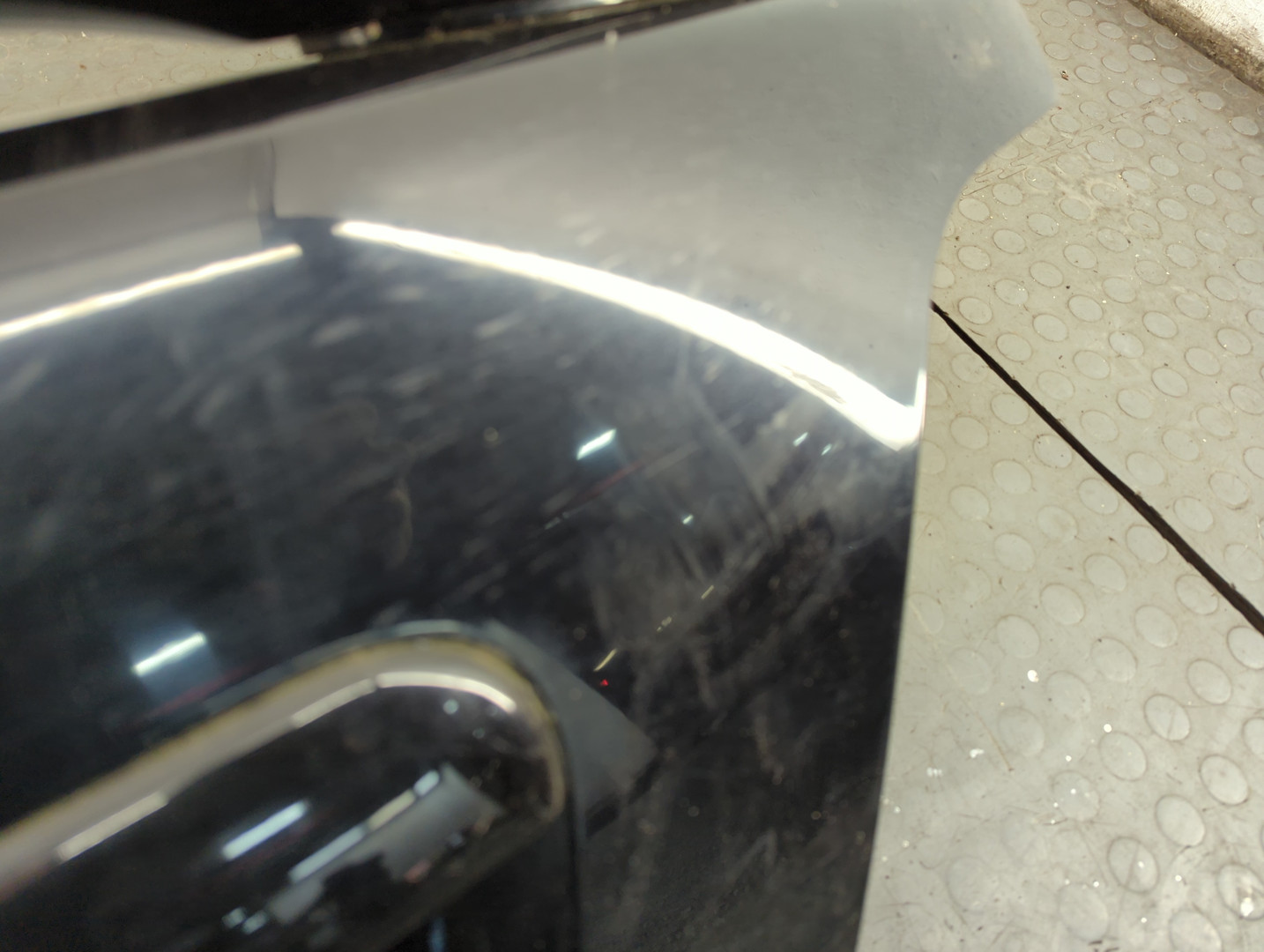 Дверь багажника