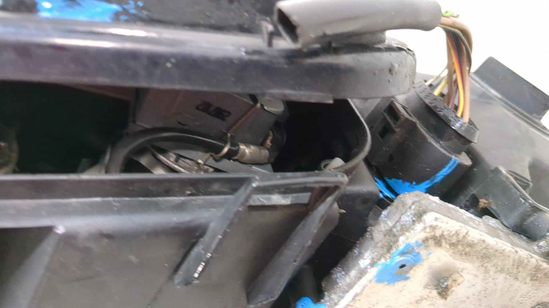 Фара правая