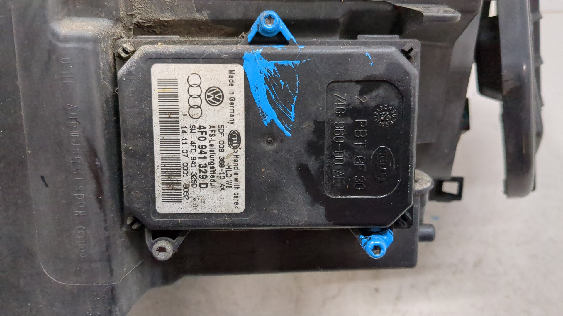 Фара правая