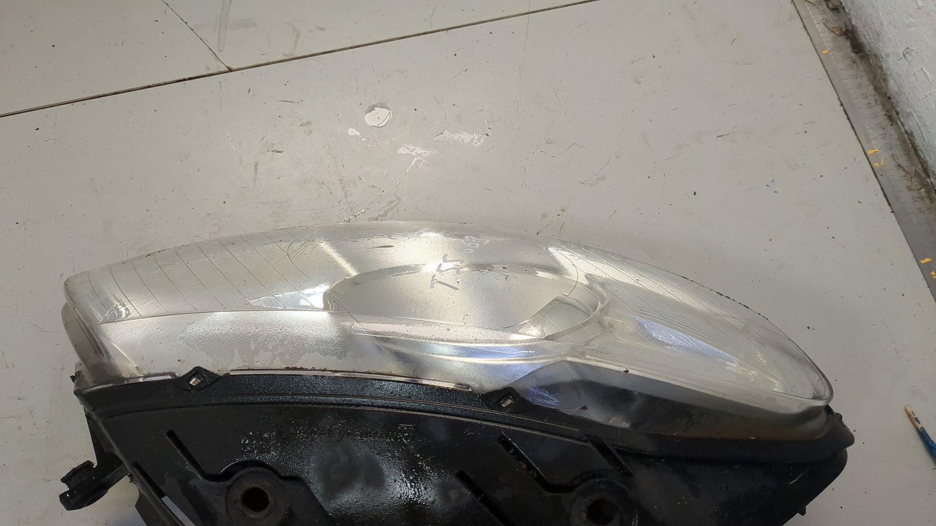 Фара правая