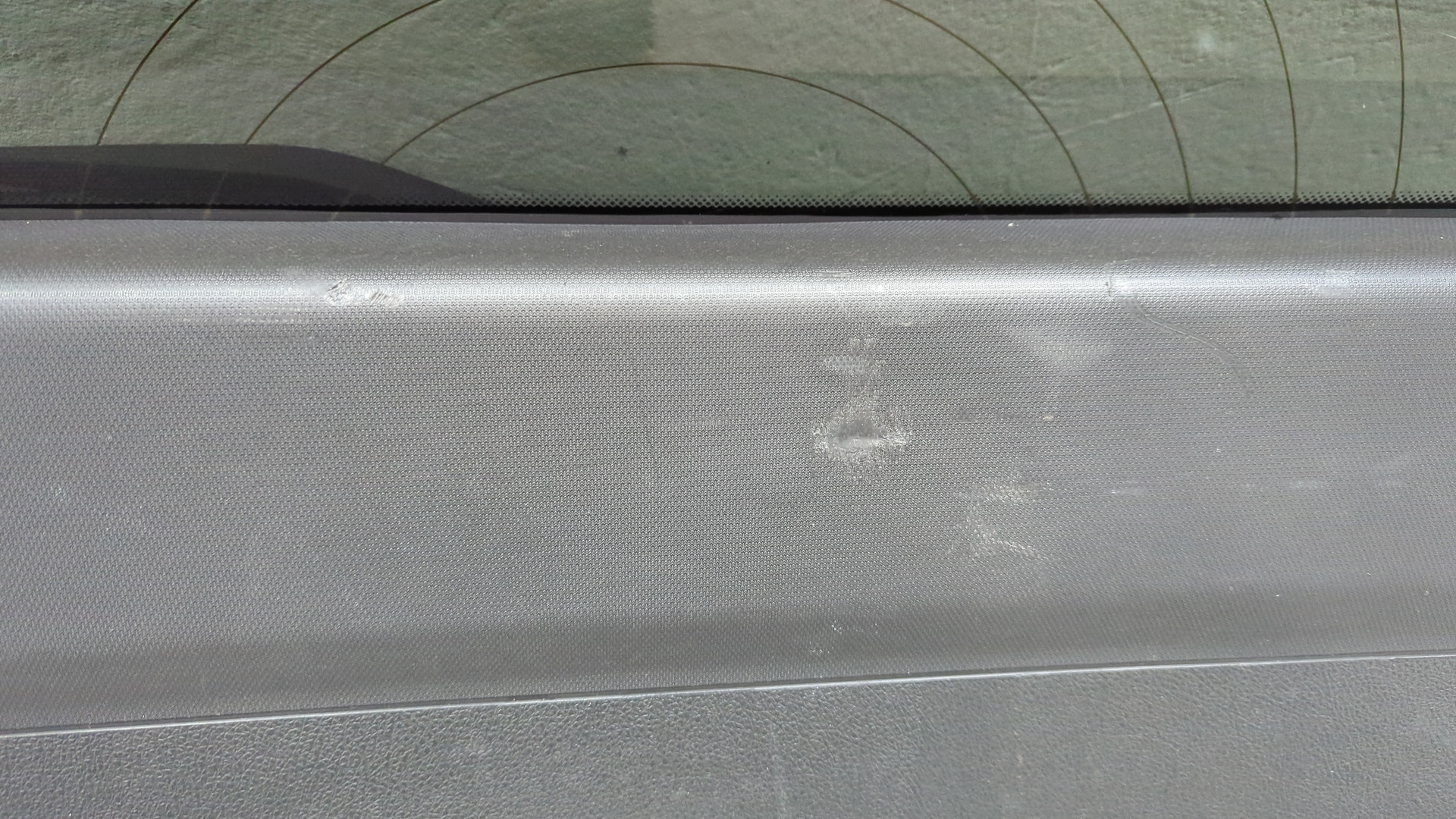 Дверь багажника