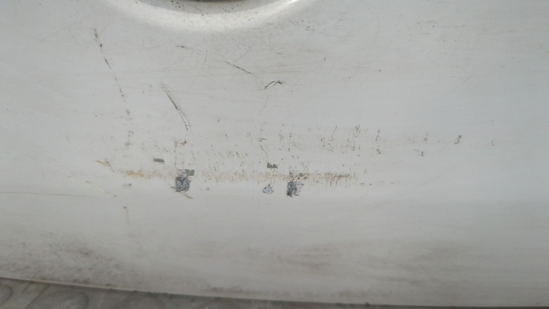 Дверь багажника