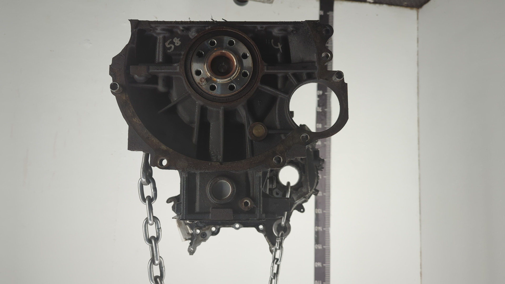 Блок двигателя