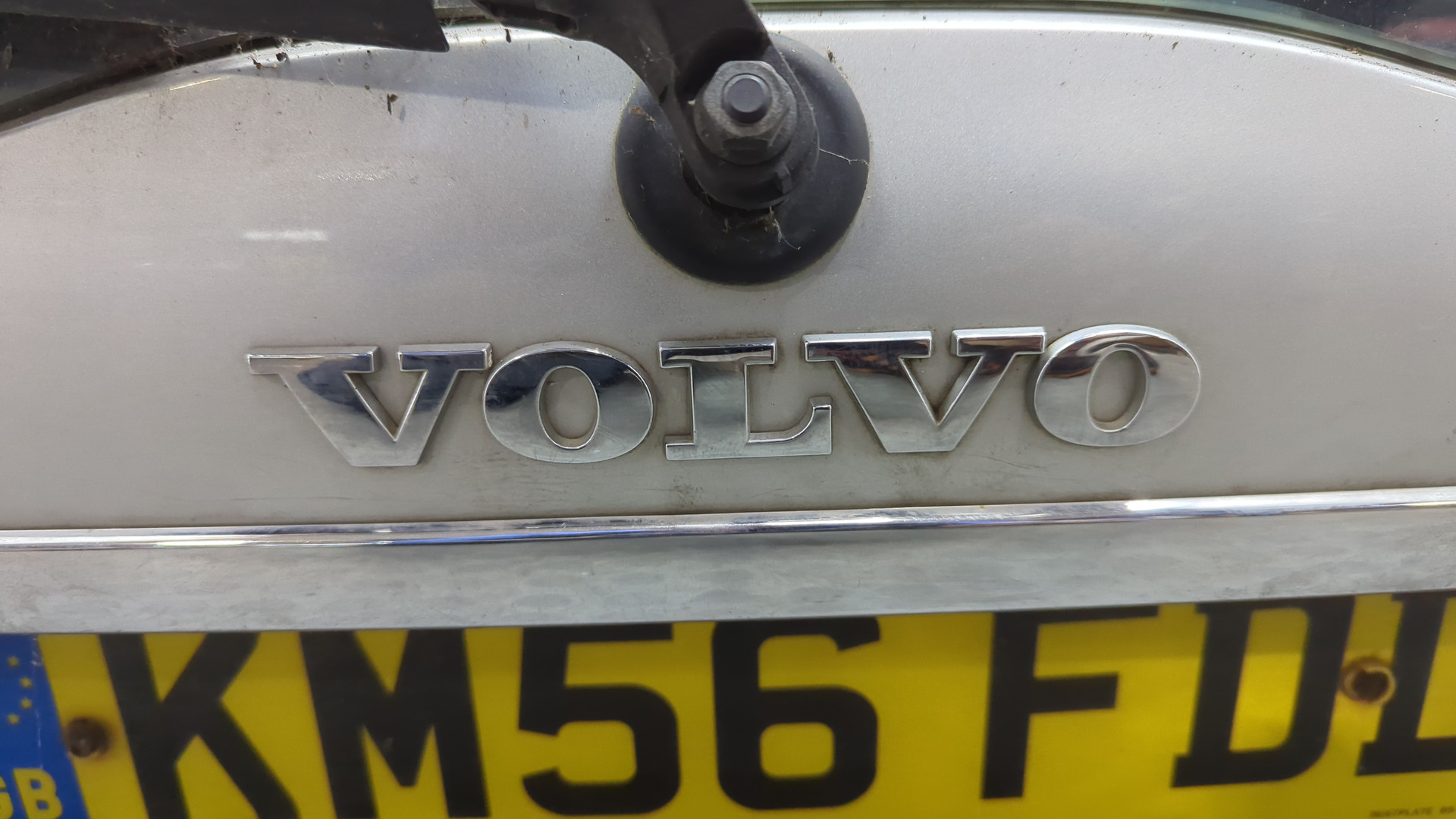 Дверь багажника