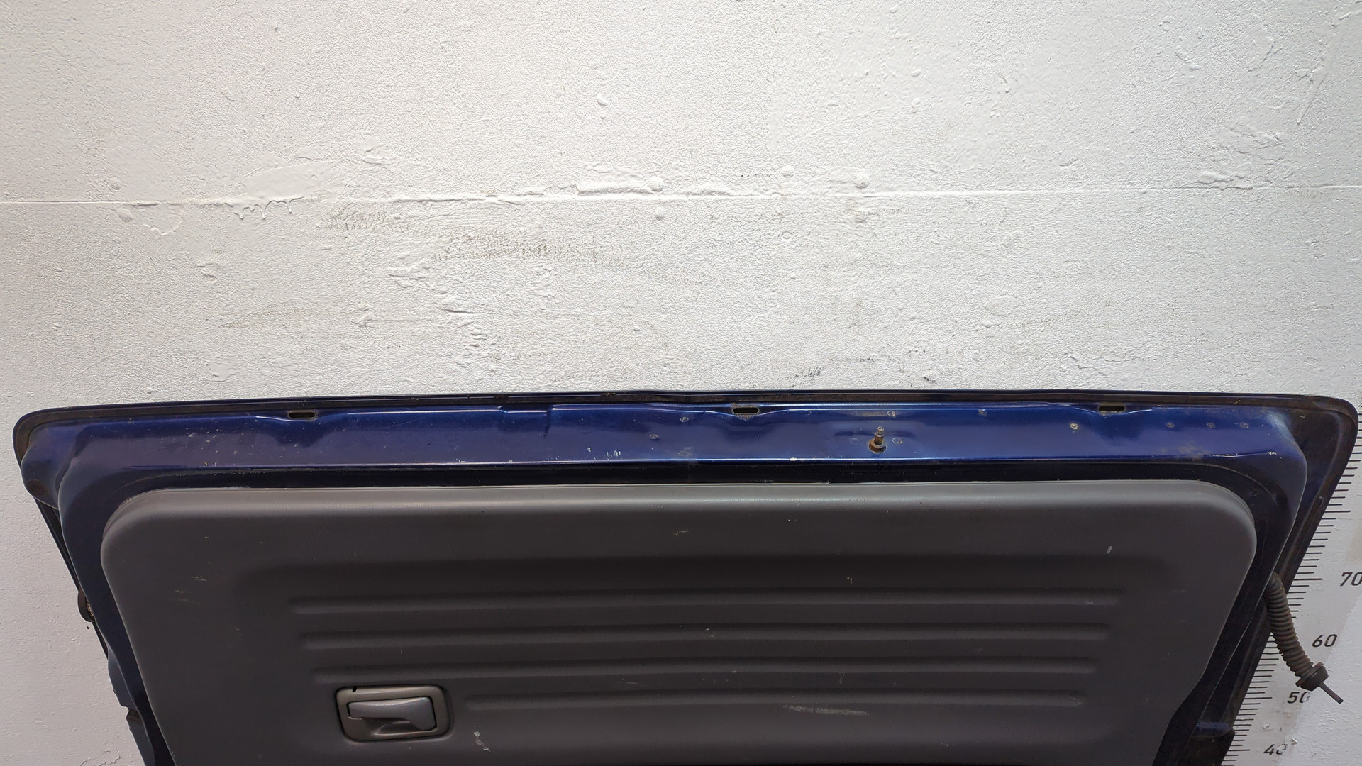 Дверь багажника