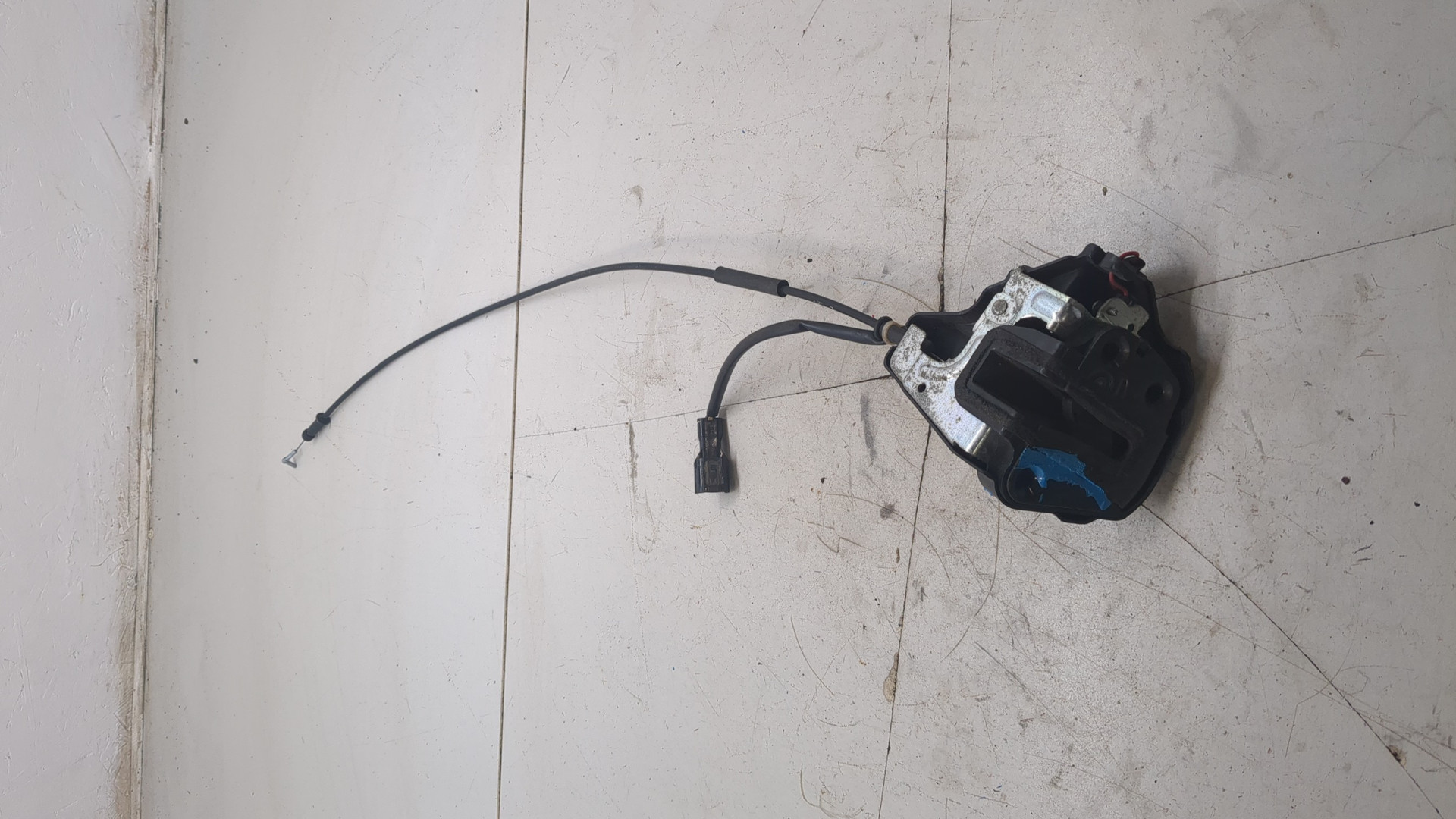 Замок двери сдвижной