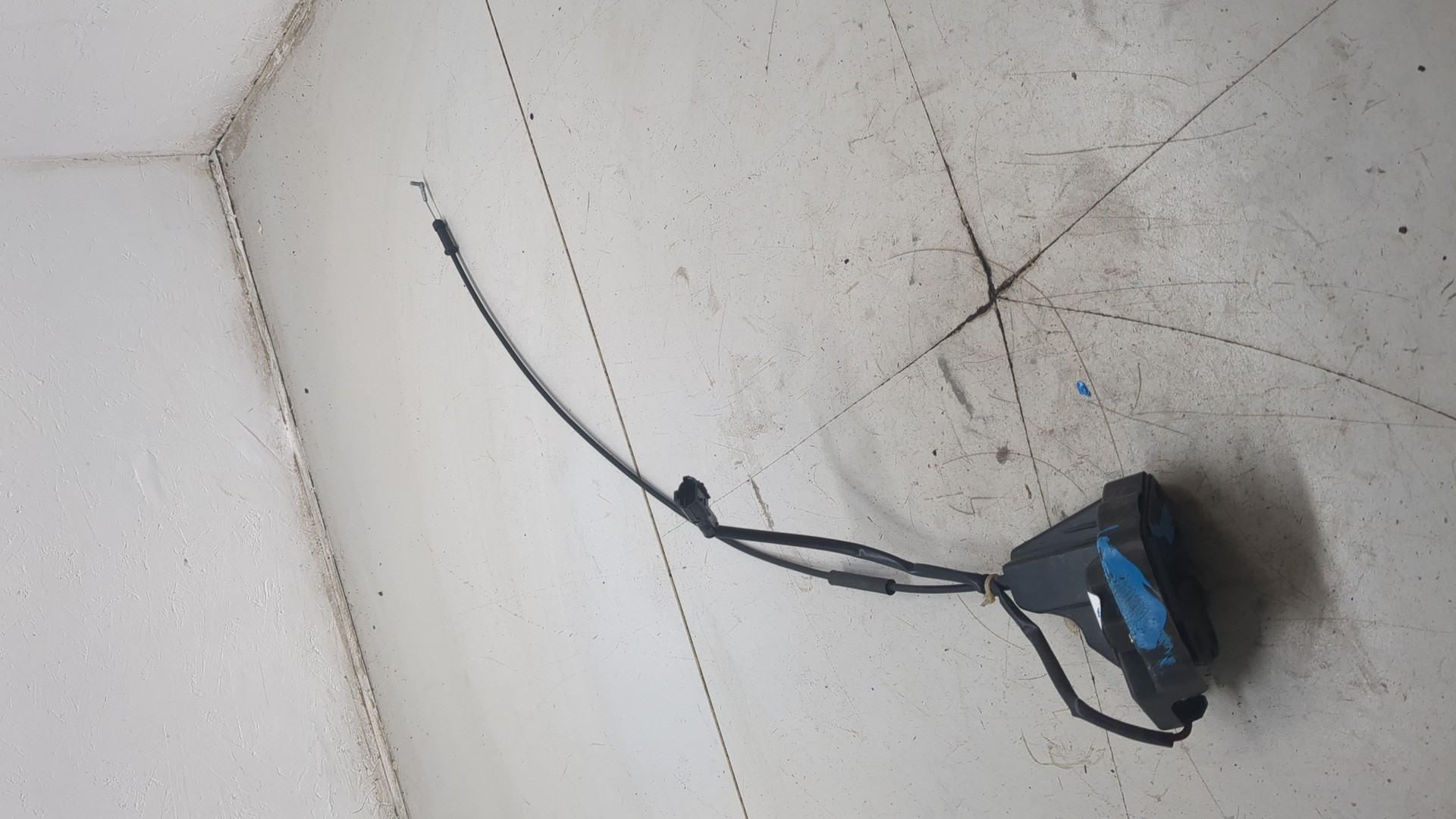 Замок двери сдвижной