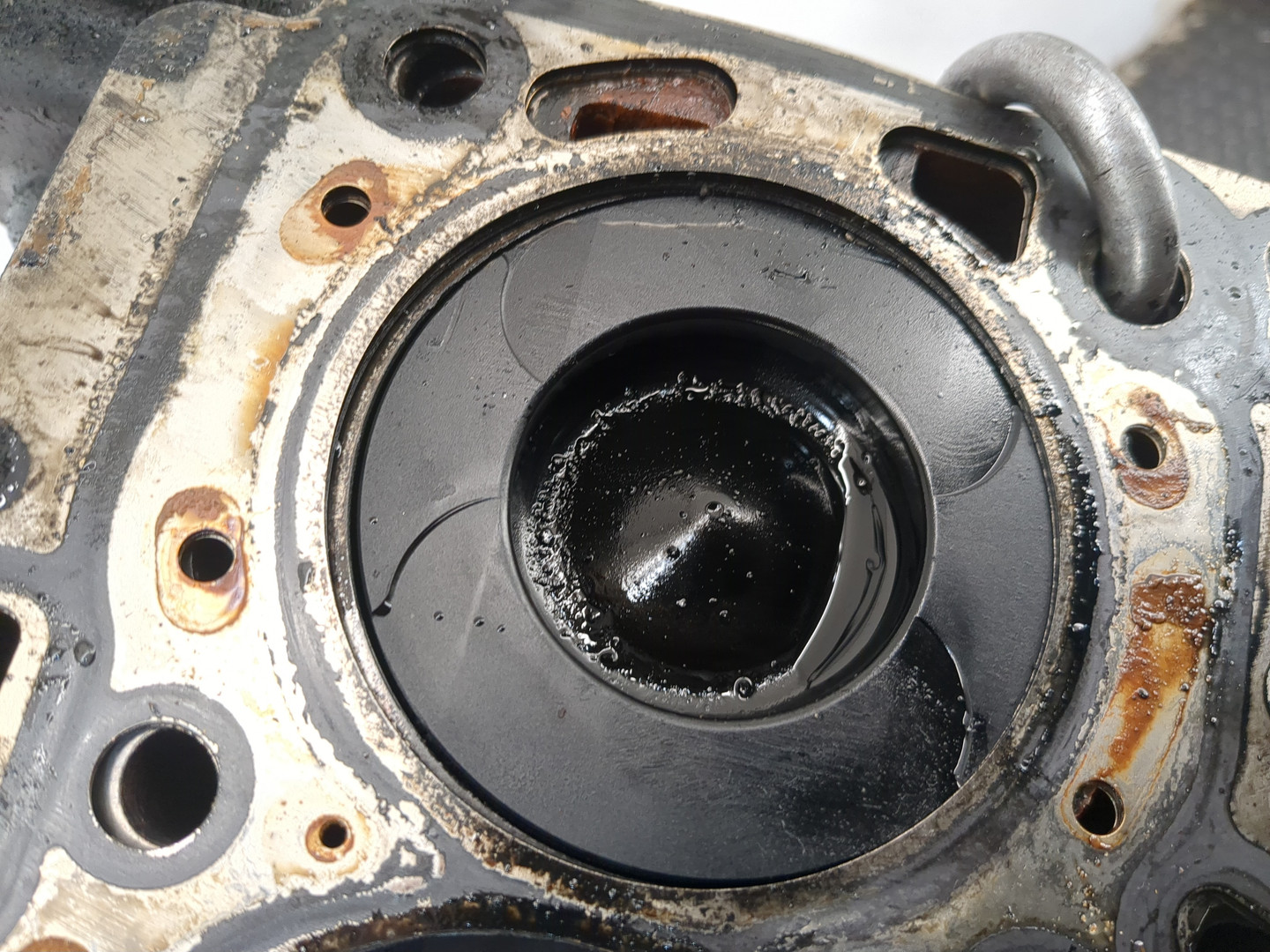 Блок двигателя