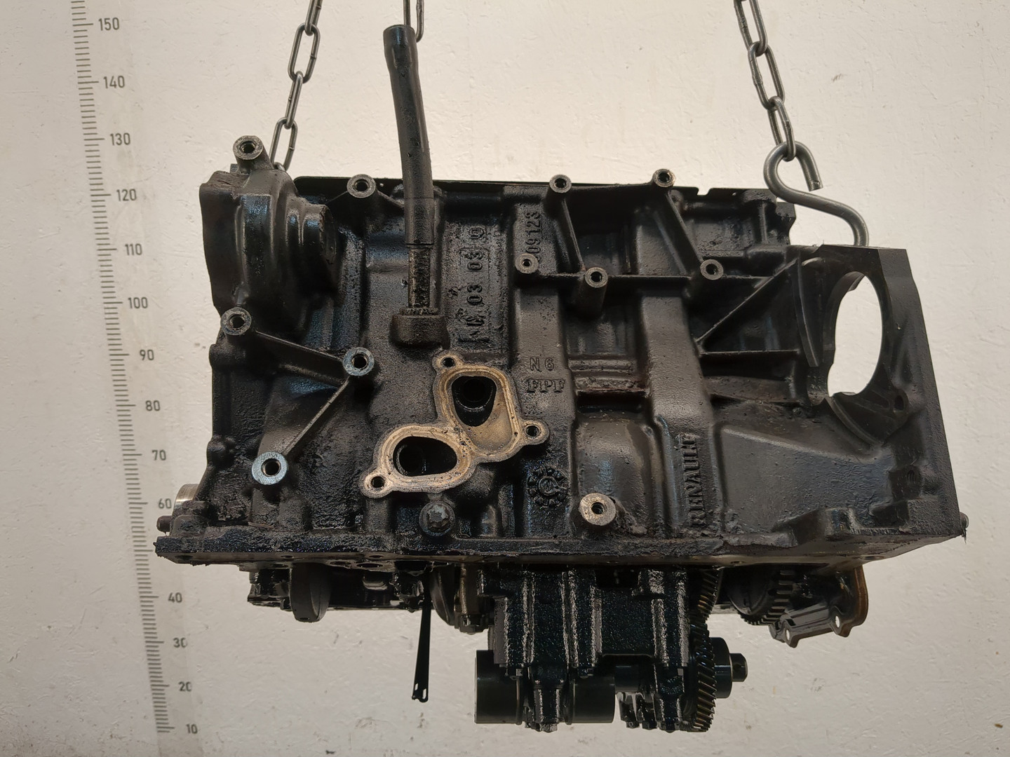 Блок двигателя