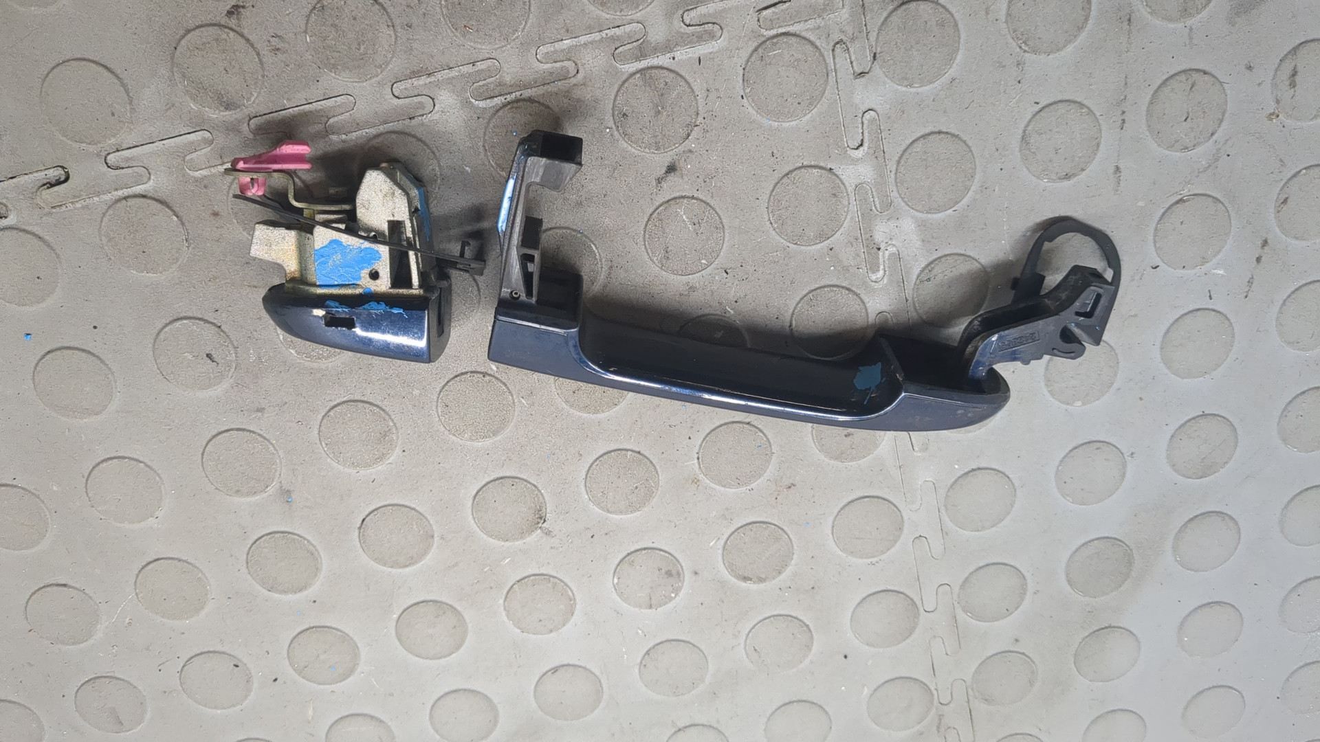 Ручка двери наружная