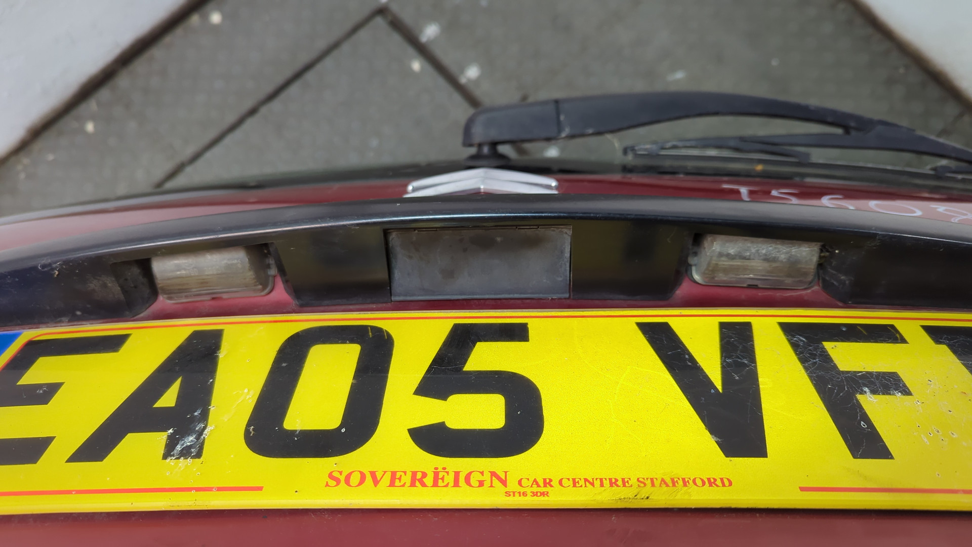 Дверь багажника