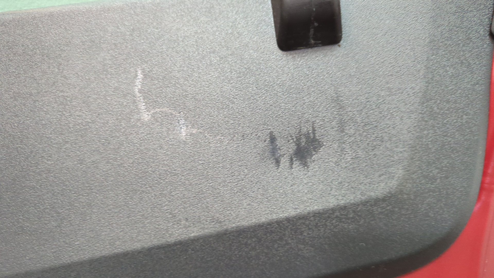 Дверь багажника