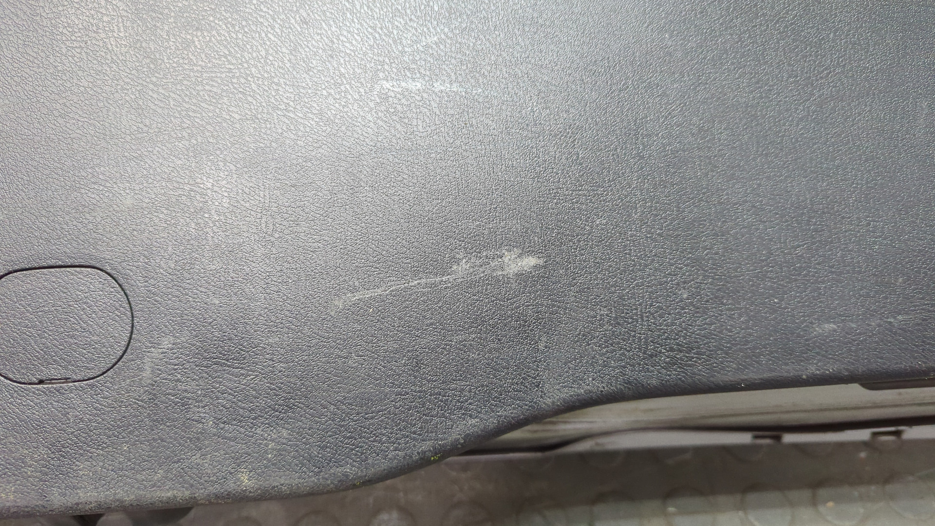 Дверь багажника